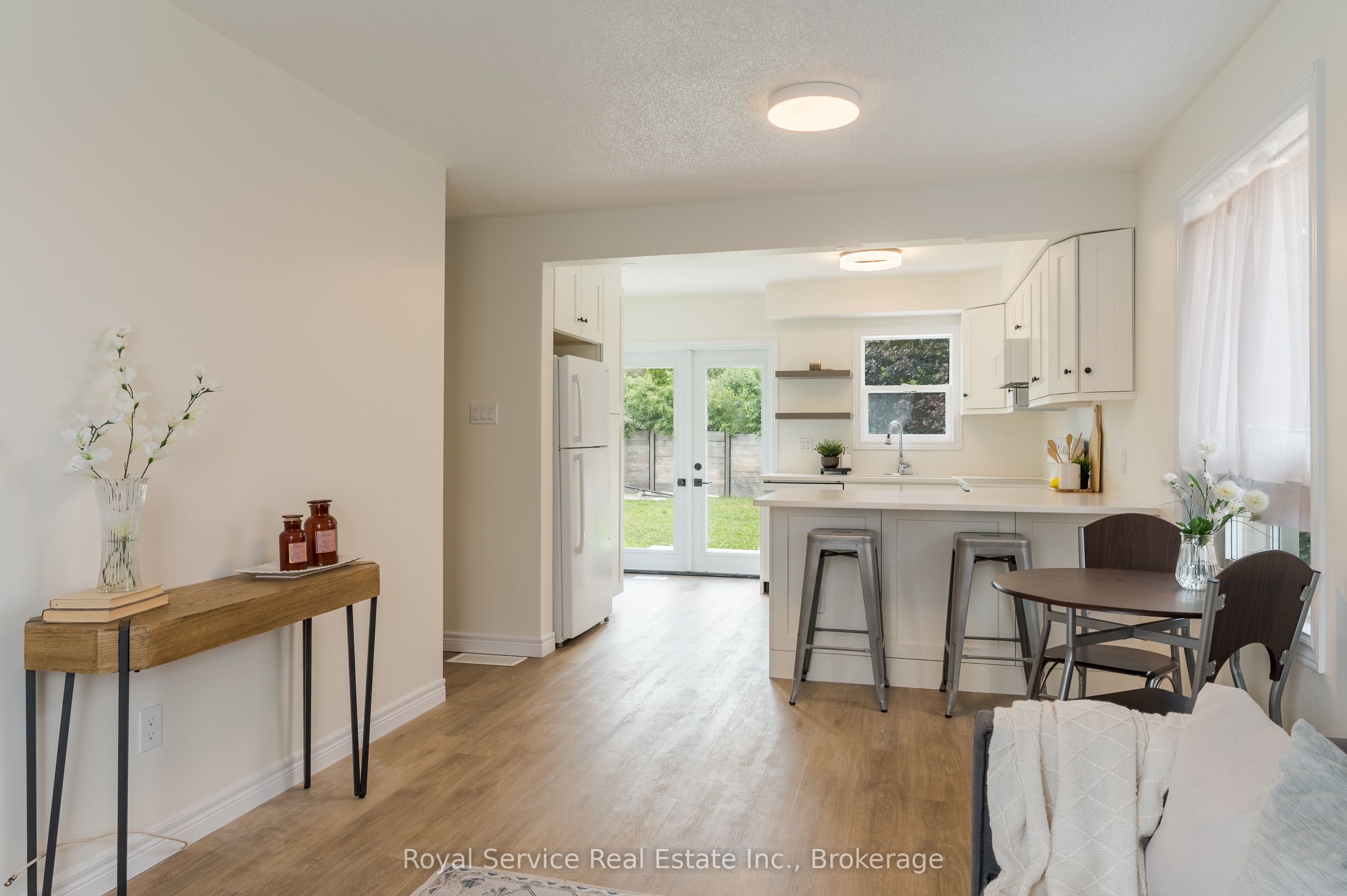 228 Towerhill Road Property Photo 9