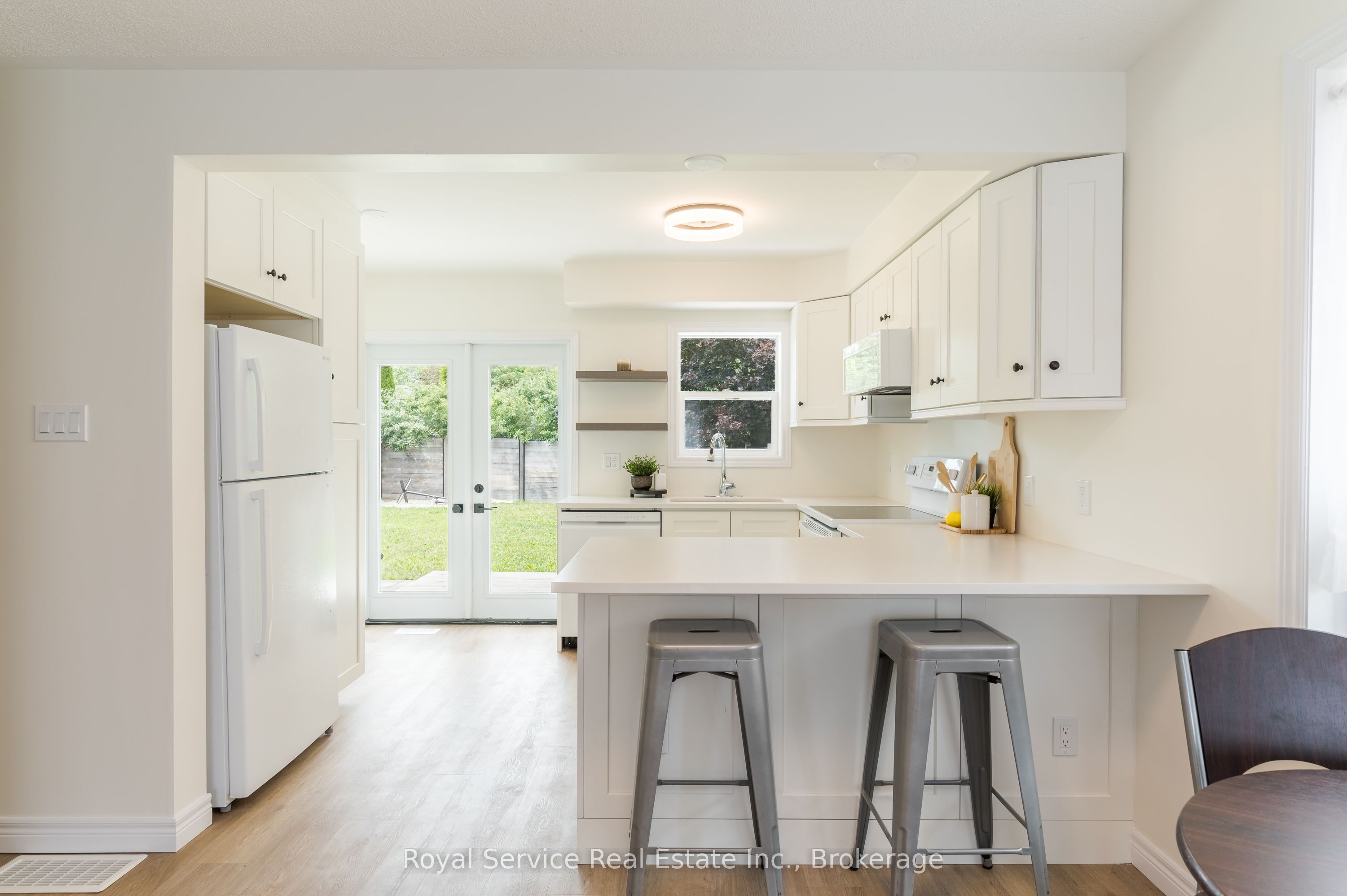 228 Towerhill Road Property Photo 12
