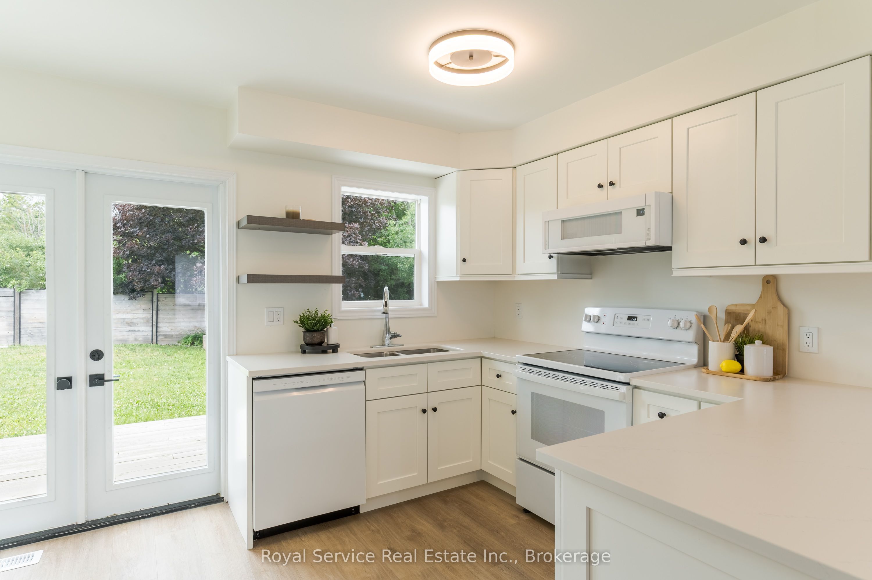 228 Towerhill Road Property Photo 14