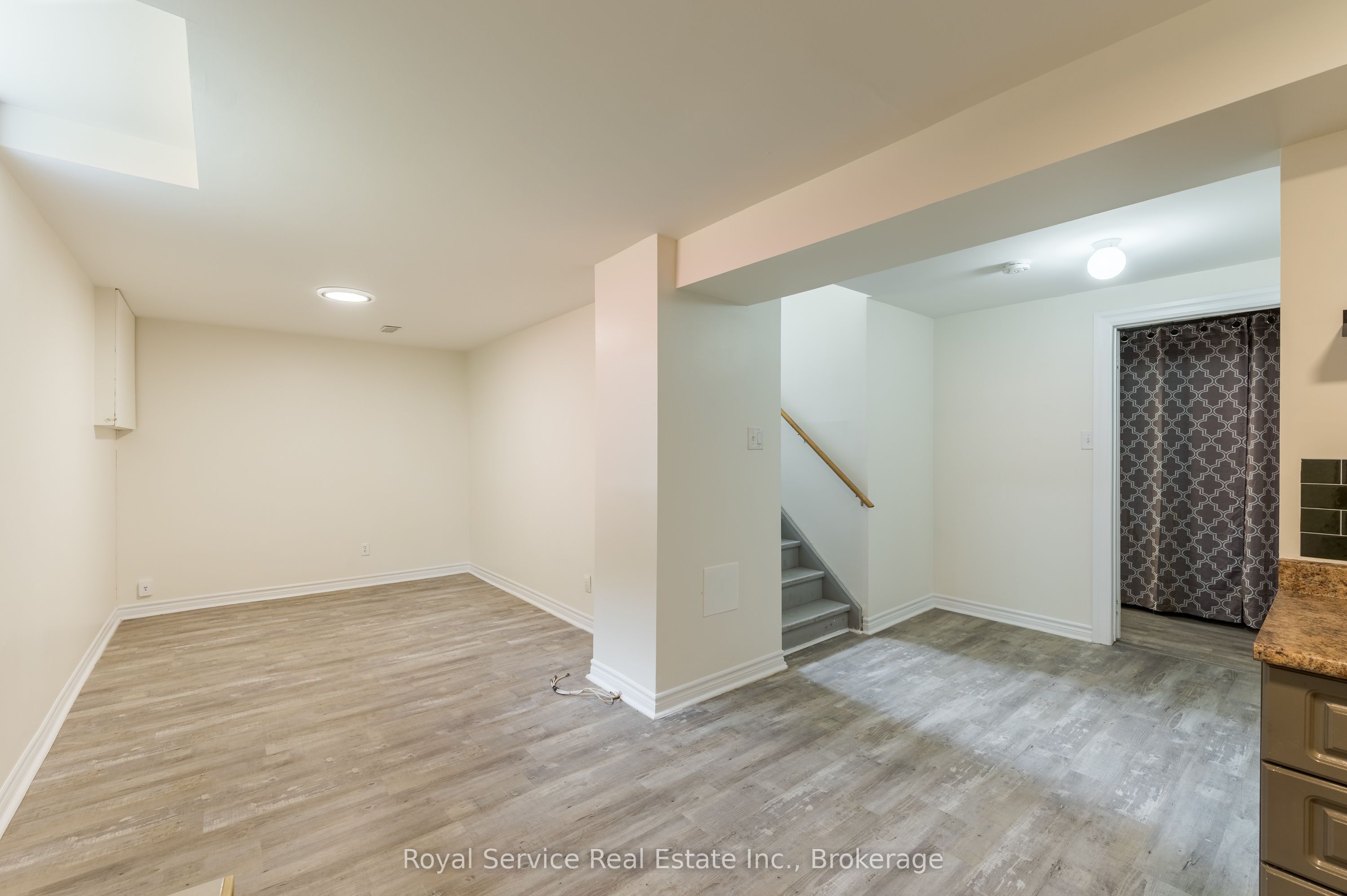 228 Towerhill Road Property Photo 30