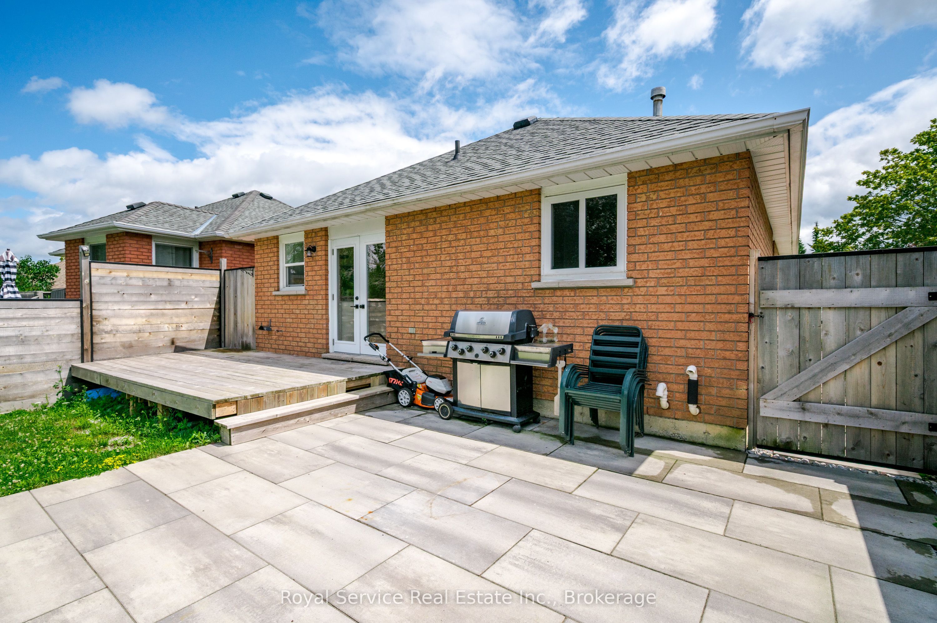 228 Towerhill Road Property Photo 35