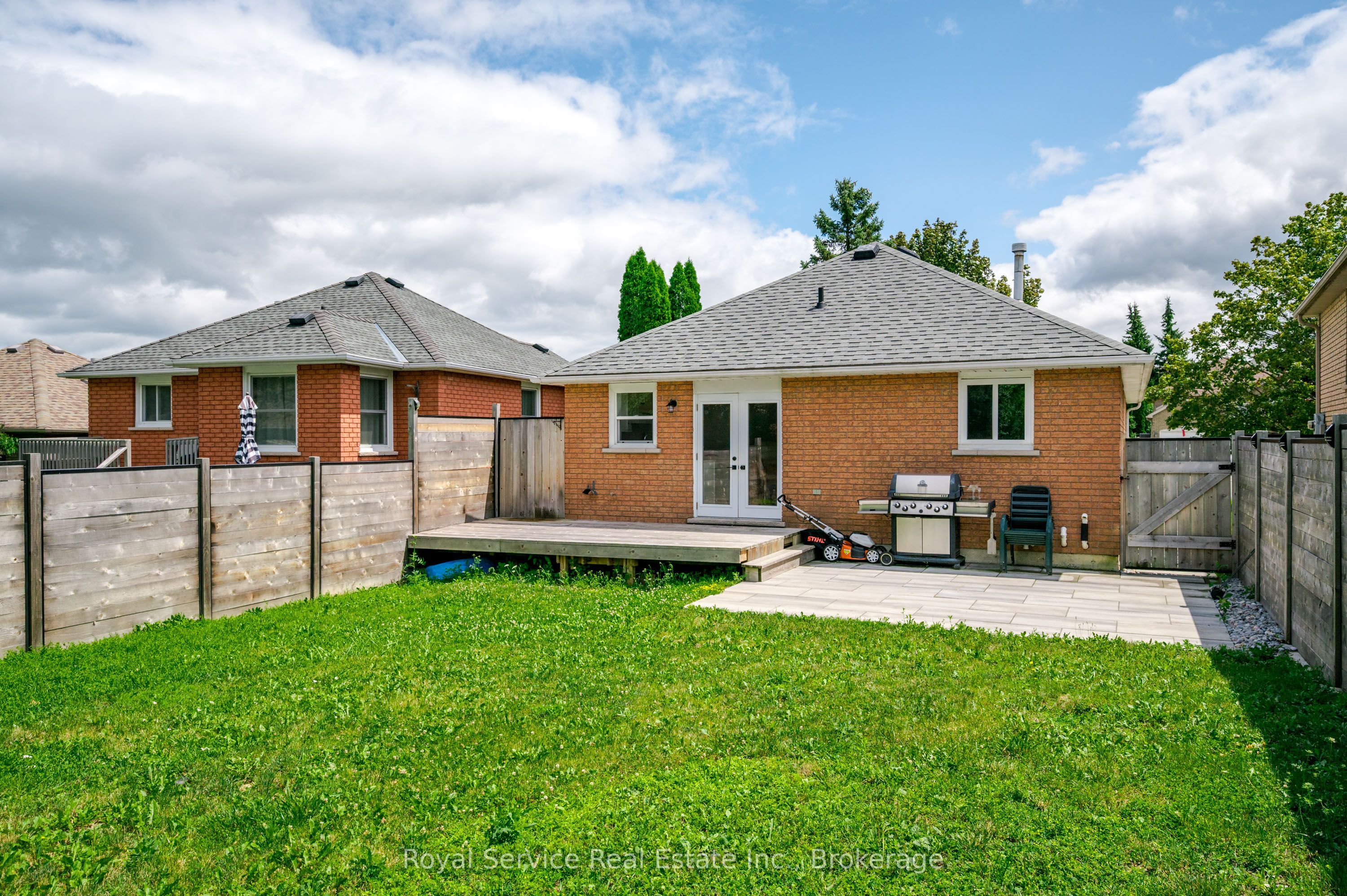 228 Towerhill Road Property Photo 37