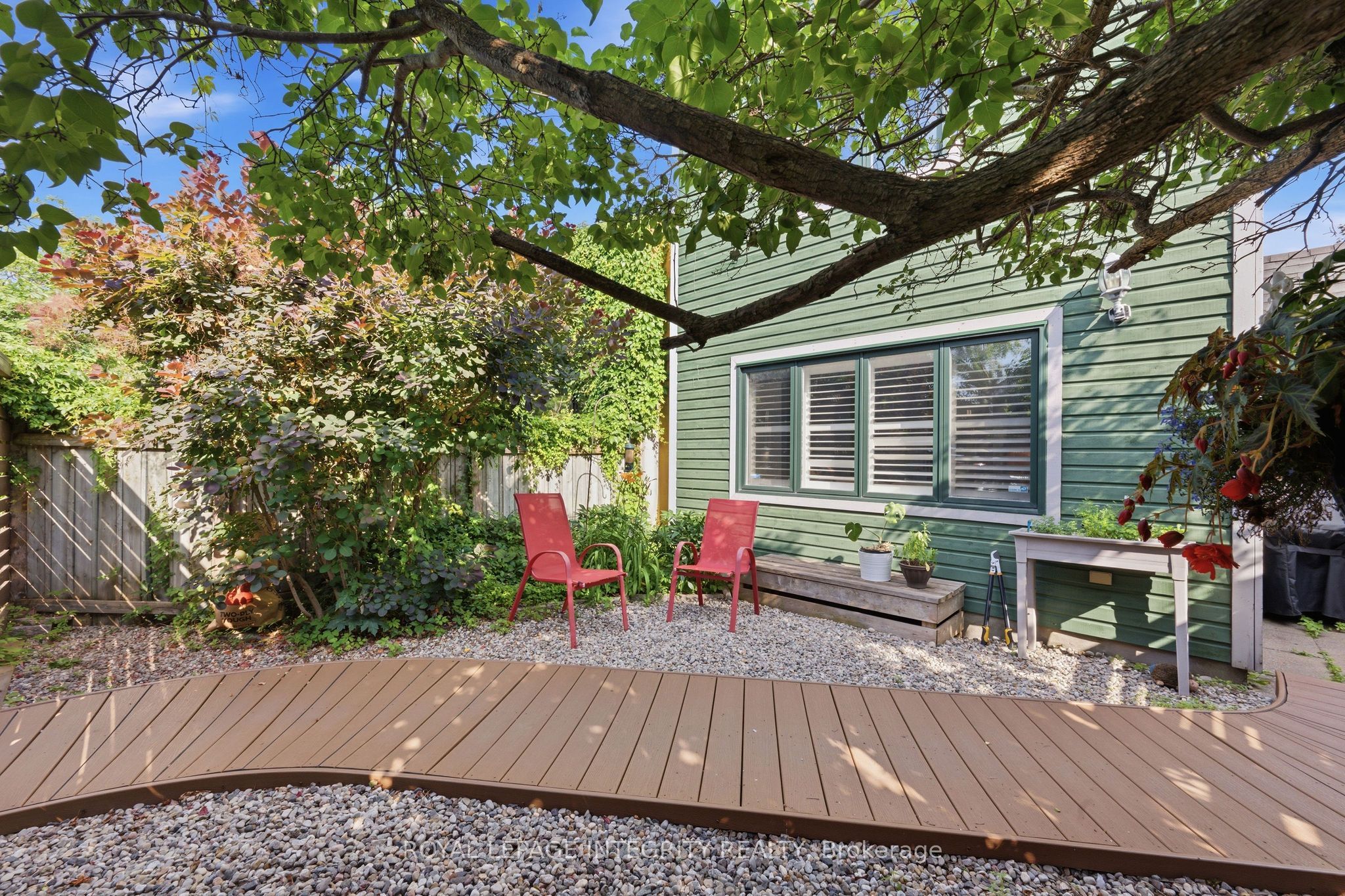 159 Hawthorne Avenue Property Photo 34