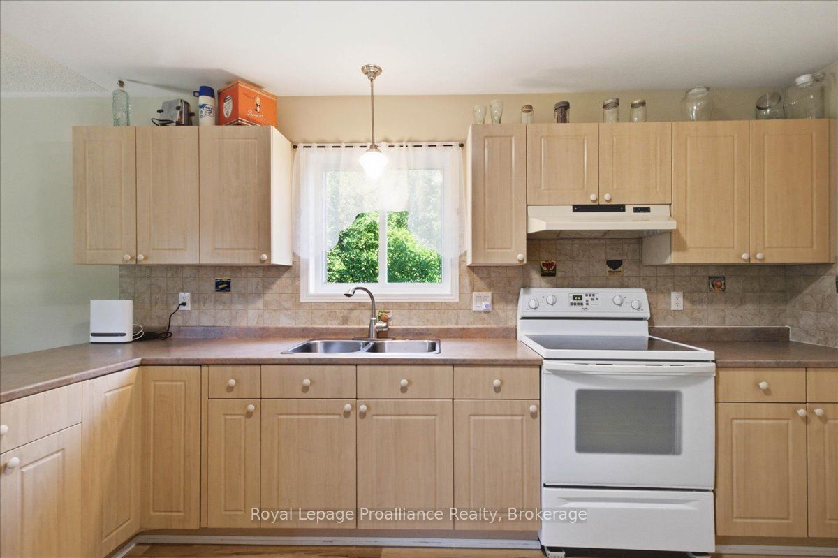 12 Reynolds Place Property Photo 7