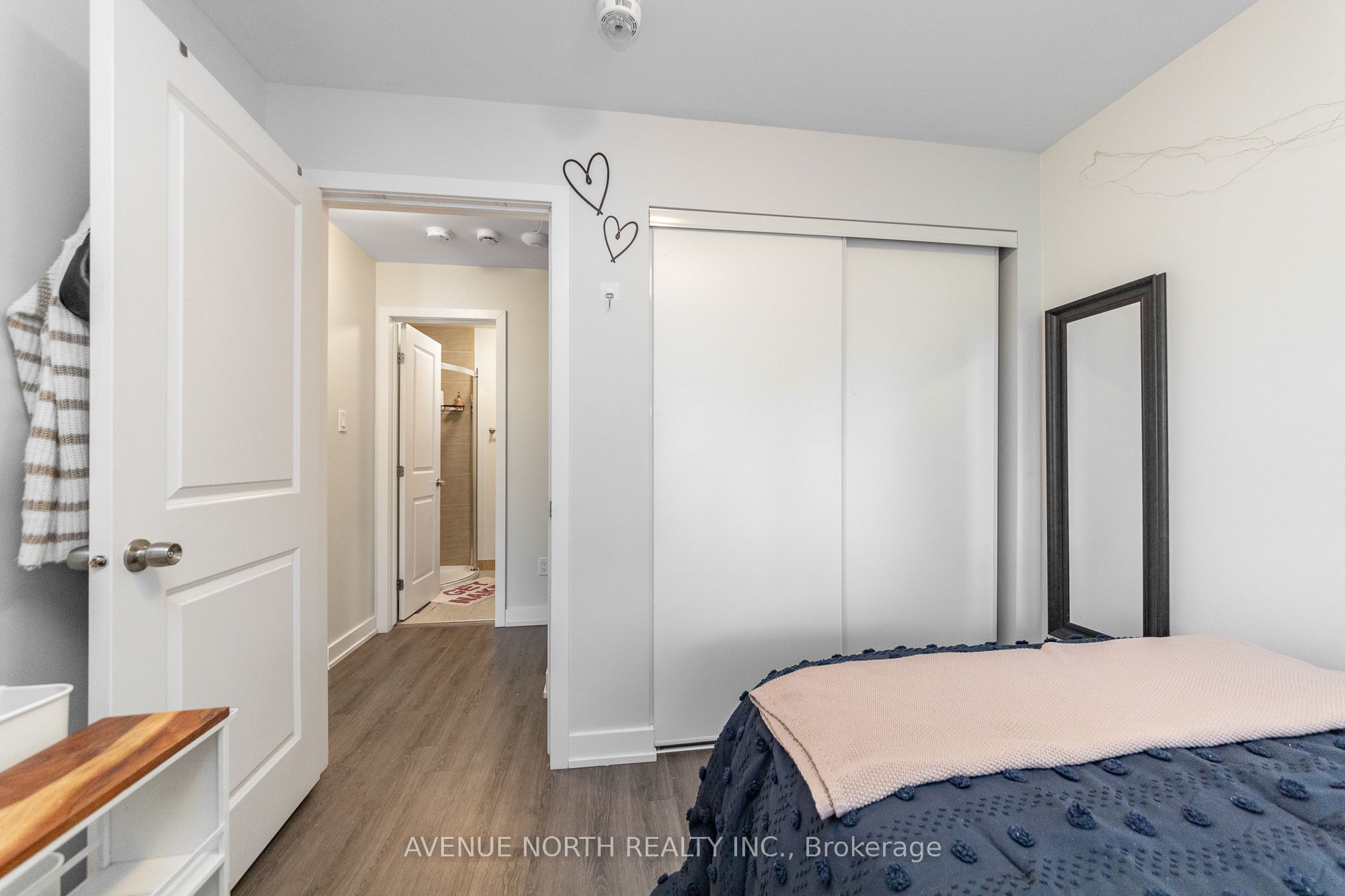 206 Blackburn Avenue Property Photo 23
