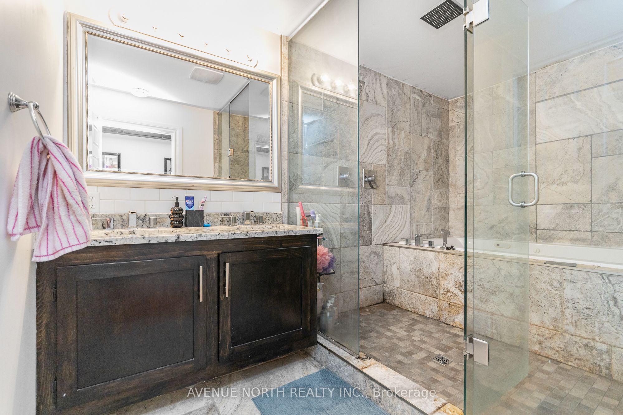 206 Blackburn Avenue Property Photo 27