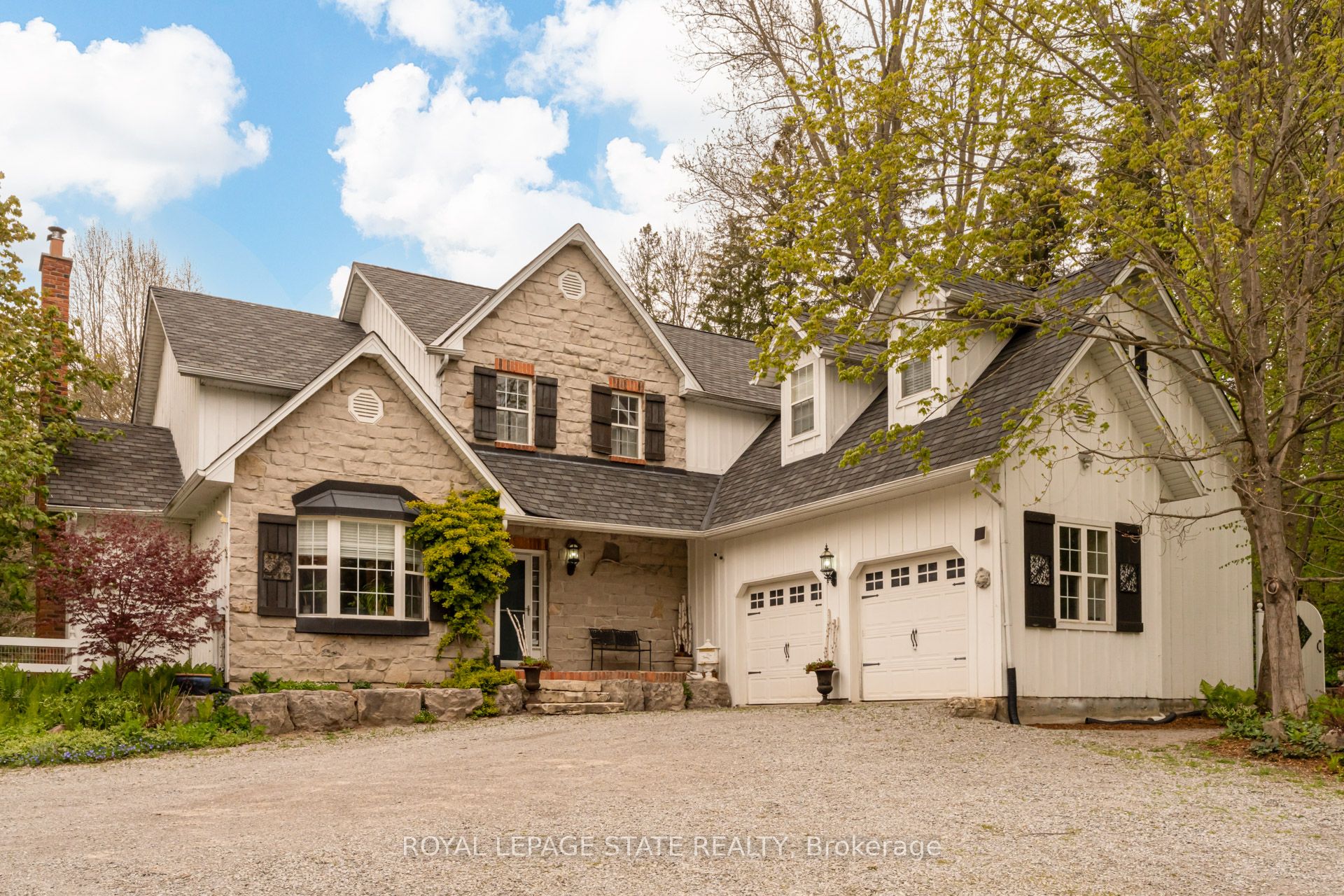 1097 Mineral Springs Road Property Photo 1