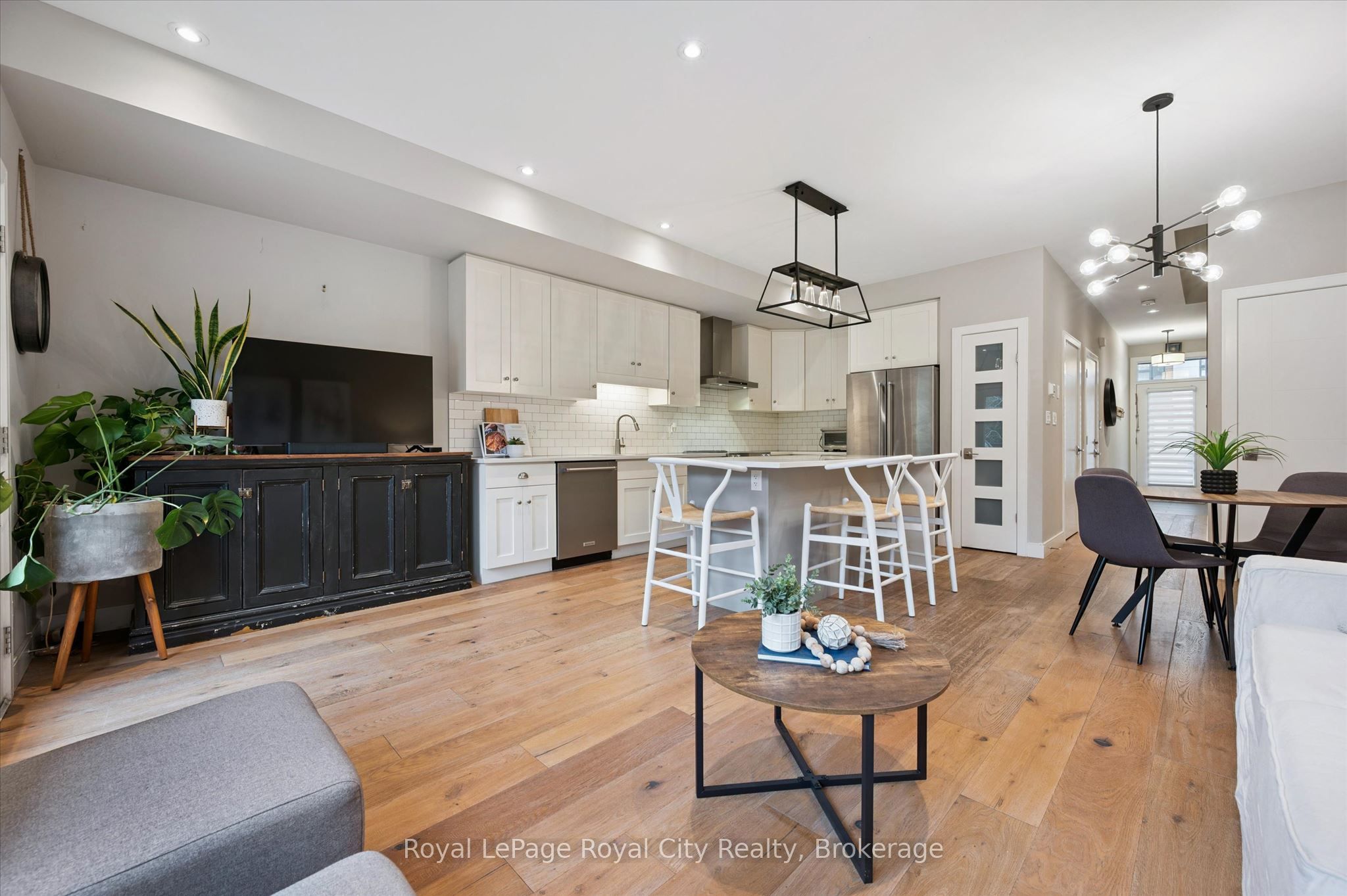 60 Arkell Road 83 Property Photo 16
