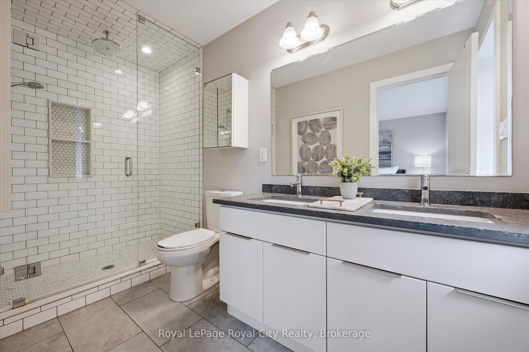 60 Arkell Road 83 Property Photo 23