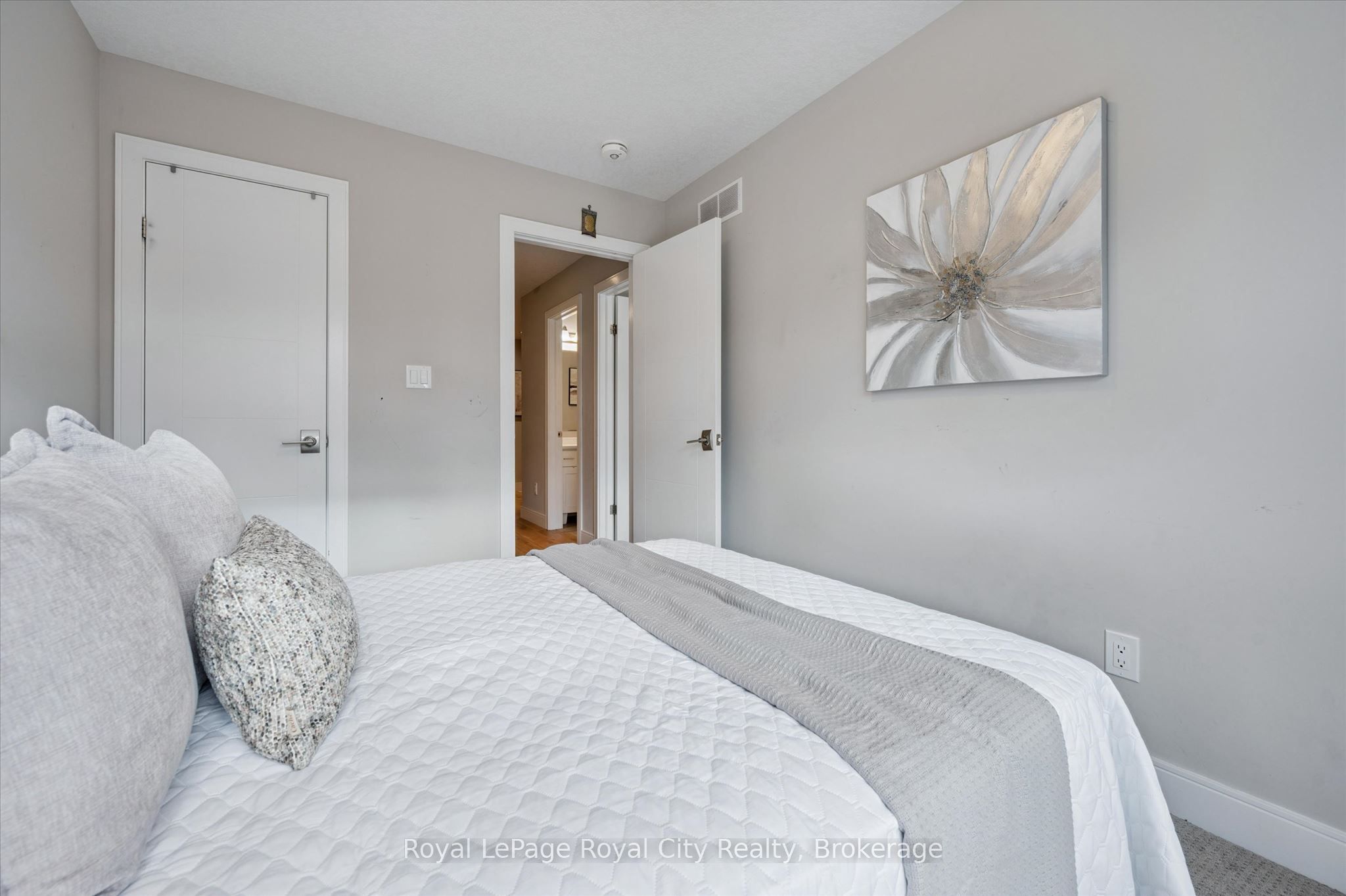 60 Arkell Road 83 Property Photo 25