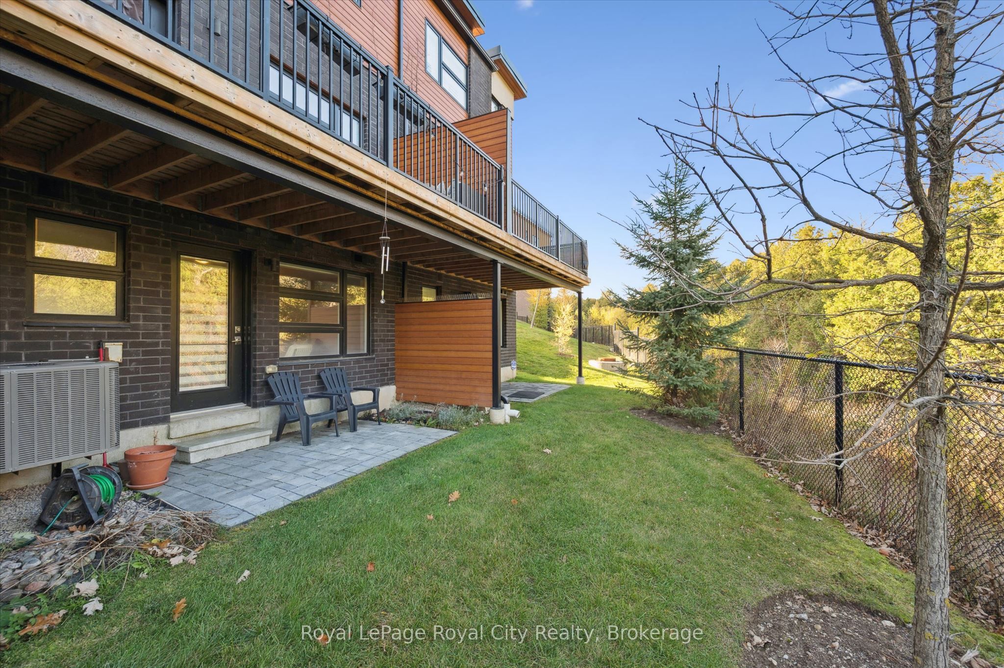 60 Arkell Road 83 Property Photo 39