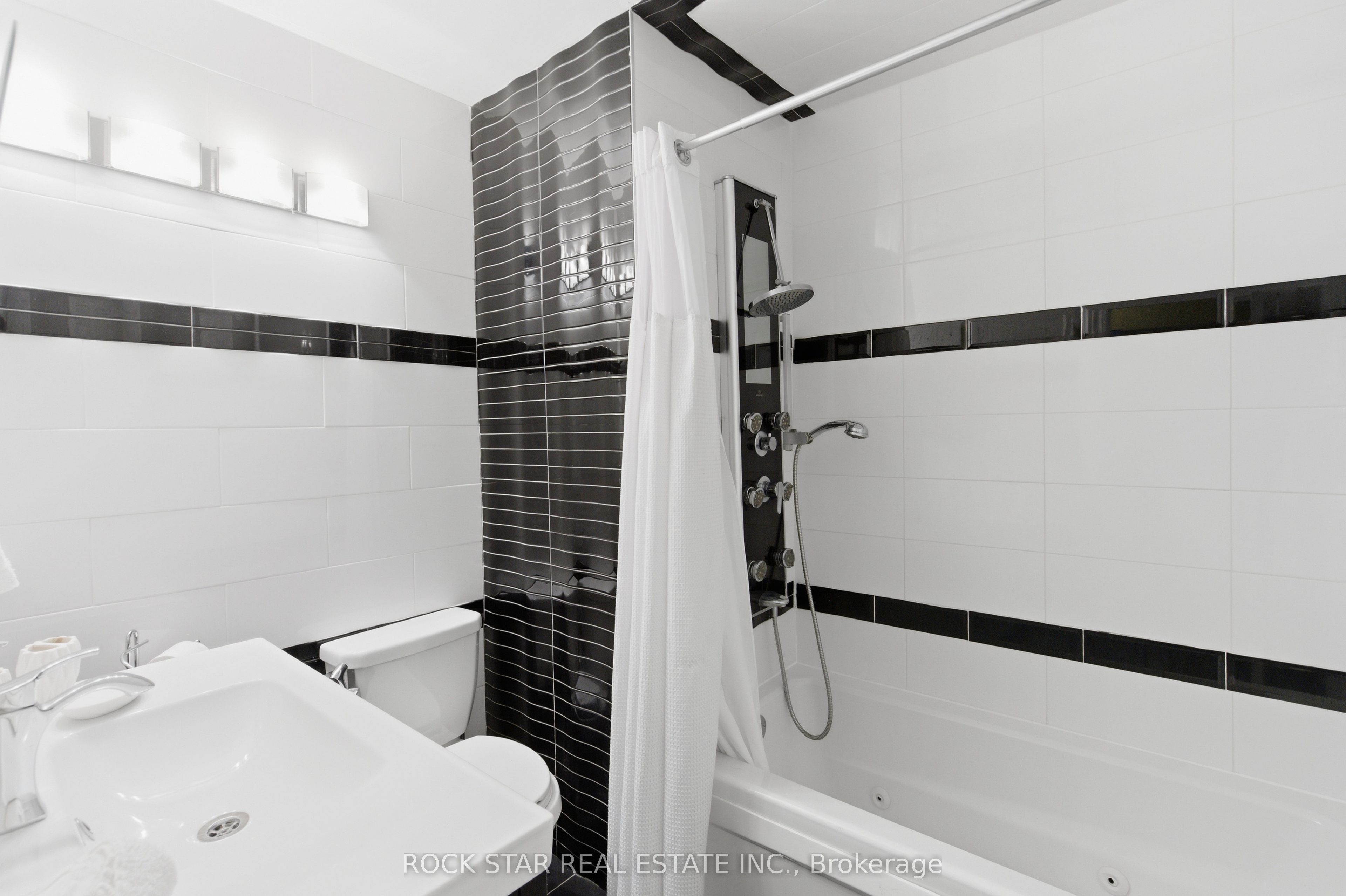 916 Stone Church Road E Property Photo 21