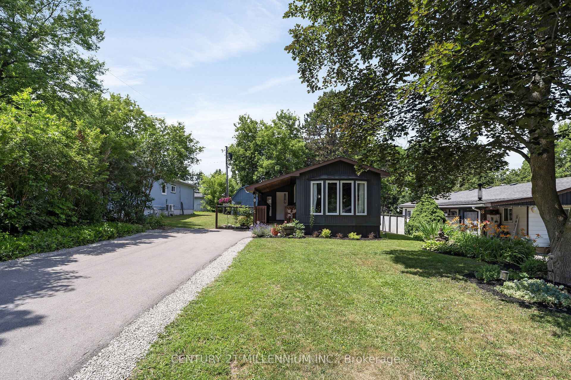 10 Park Boulevard Property Photo 3