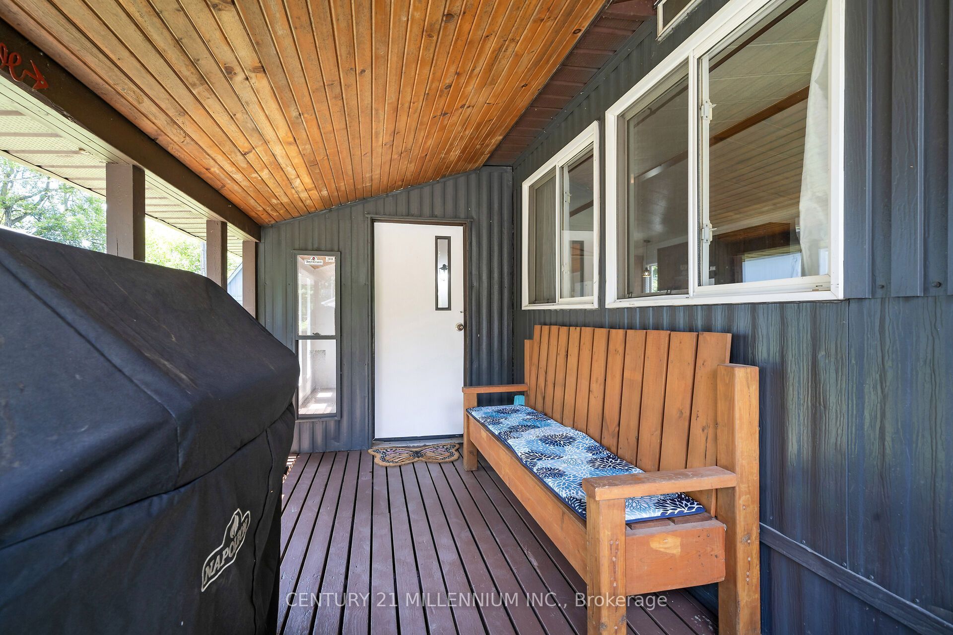 10 Park Boulevard Property Photo 7