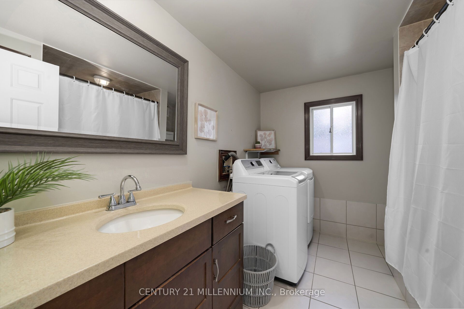 10 Park Boulevard Property Photo 21