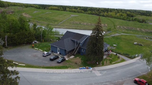 11 Private Drive Property Photo 1