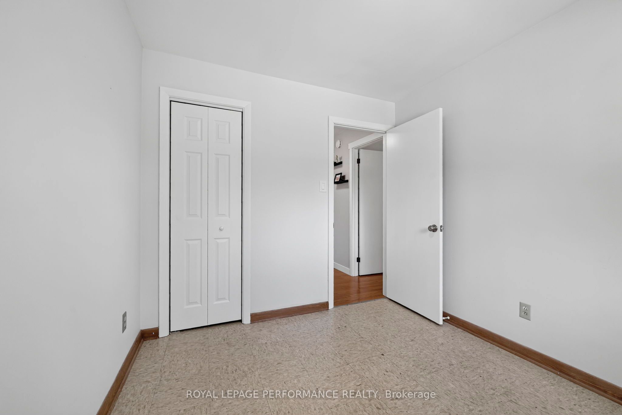 48 Pine Street Property Photo 24