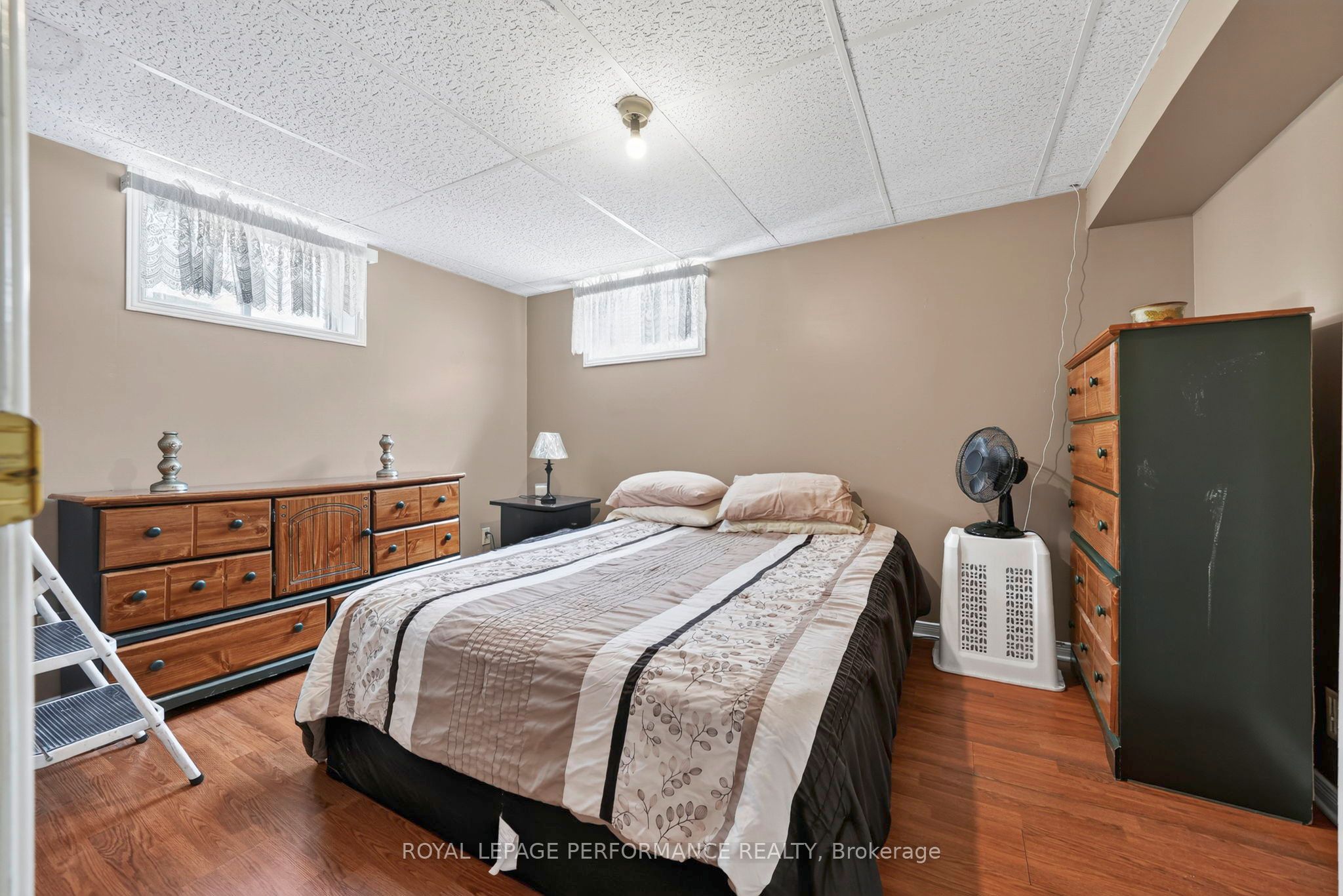 48 Pine Street Property Photo 30