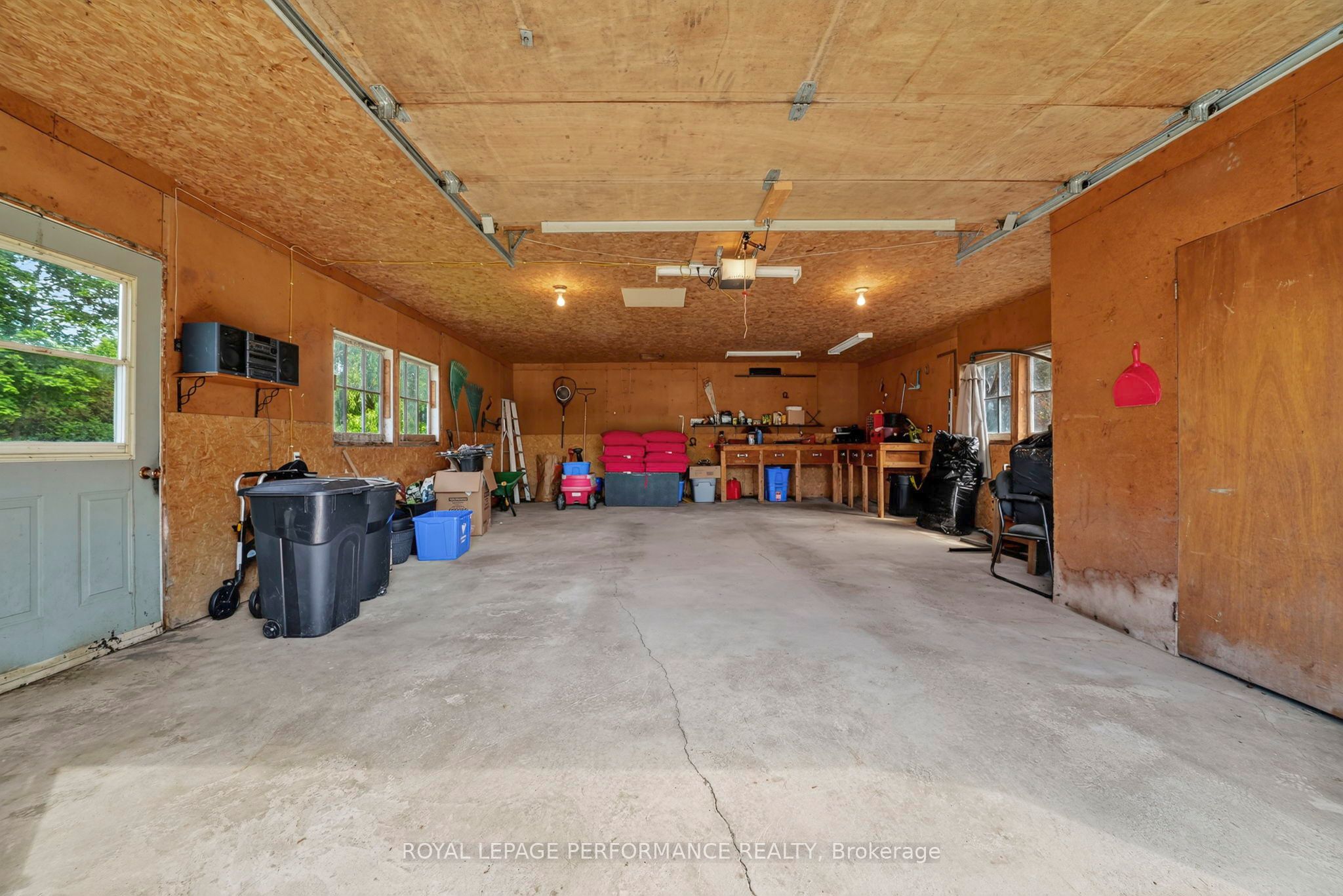 48 Pine Street Property Photo 33