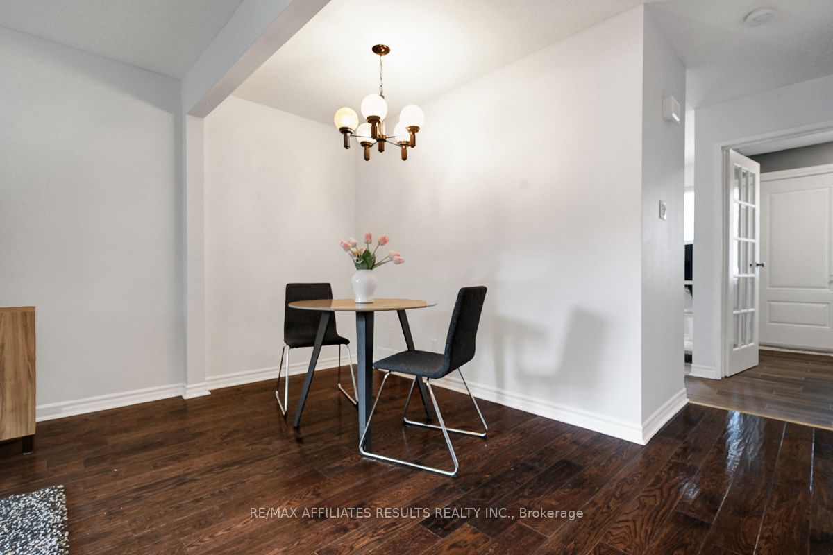 73 Mcclintock Way 94 Property Photo 12
