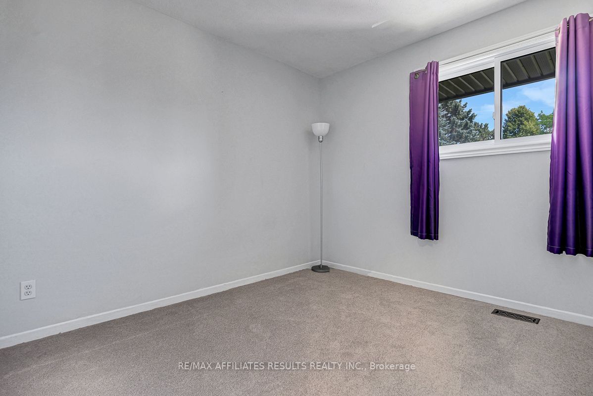 73 Mcclintock Way 94 Property Photo 24