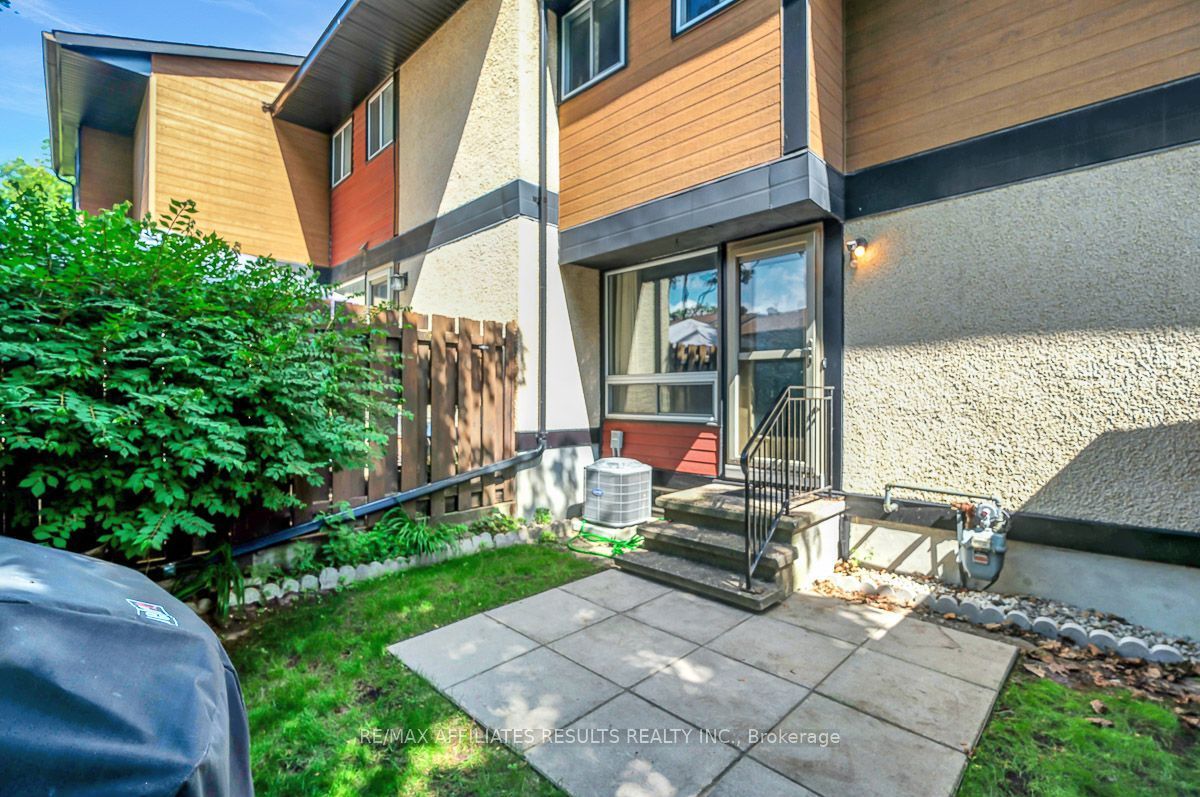 73 Mcclintock Way 94 Property Photo 33