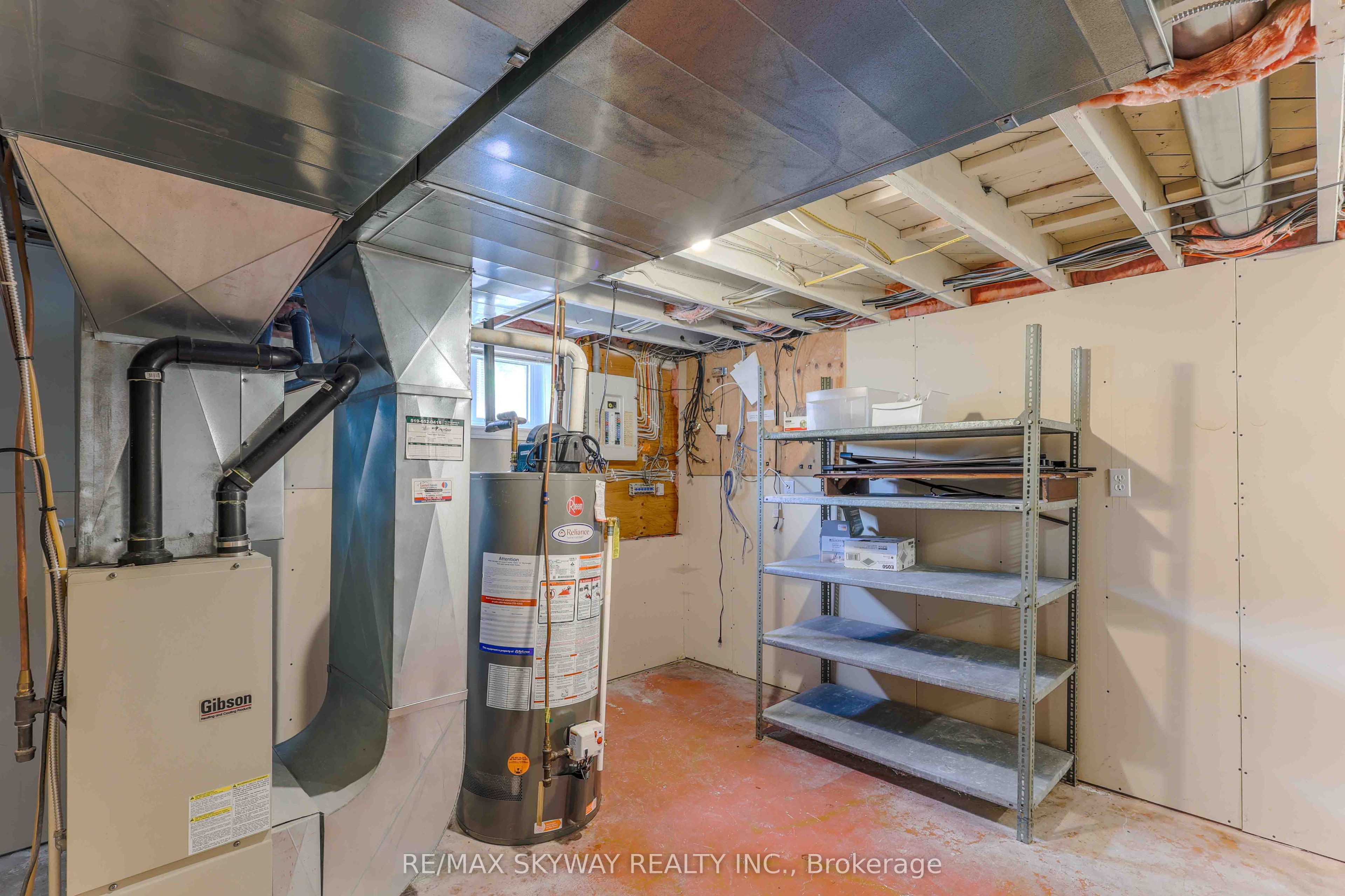 724 Brant Street Property Photo 33