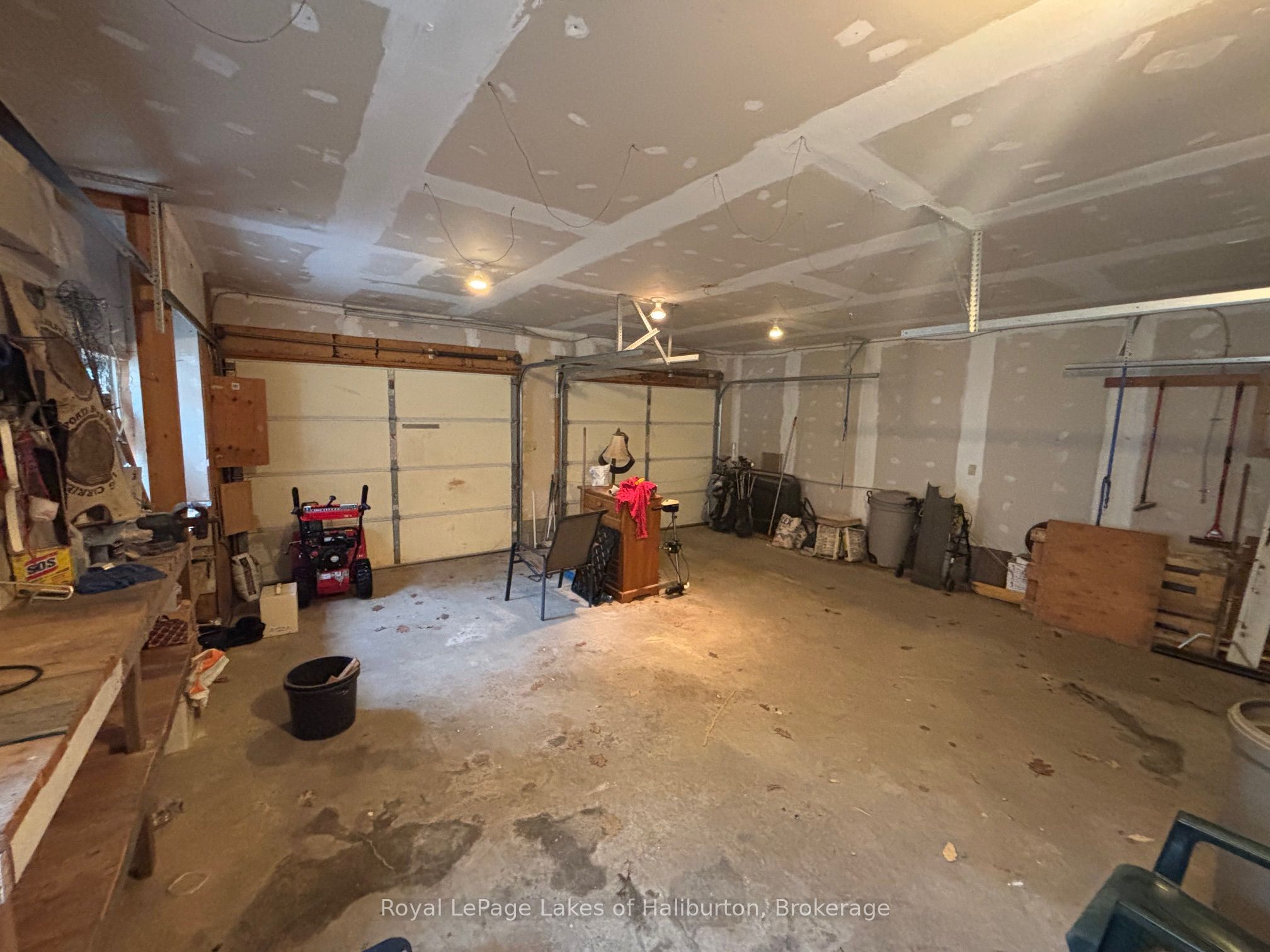 3040 Haliburton Lake Road Property Photo 37