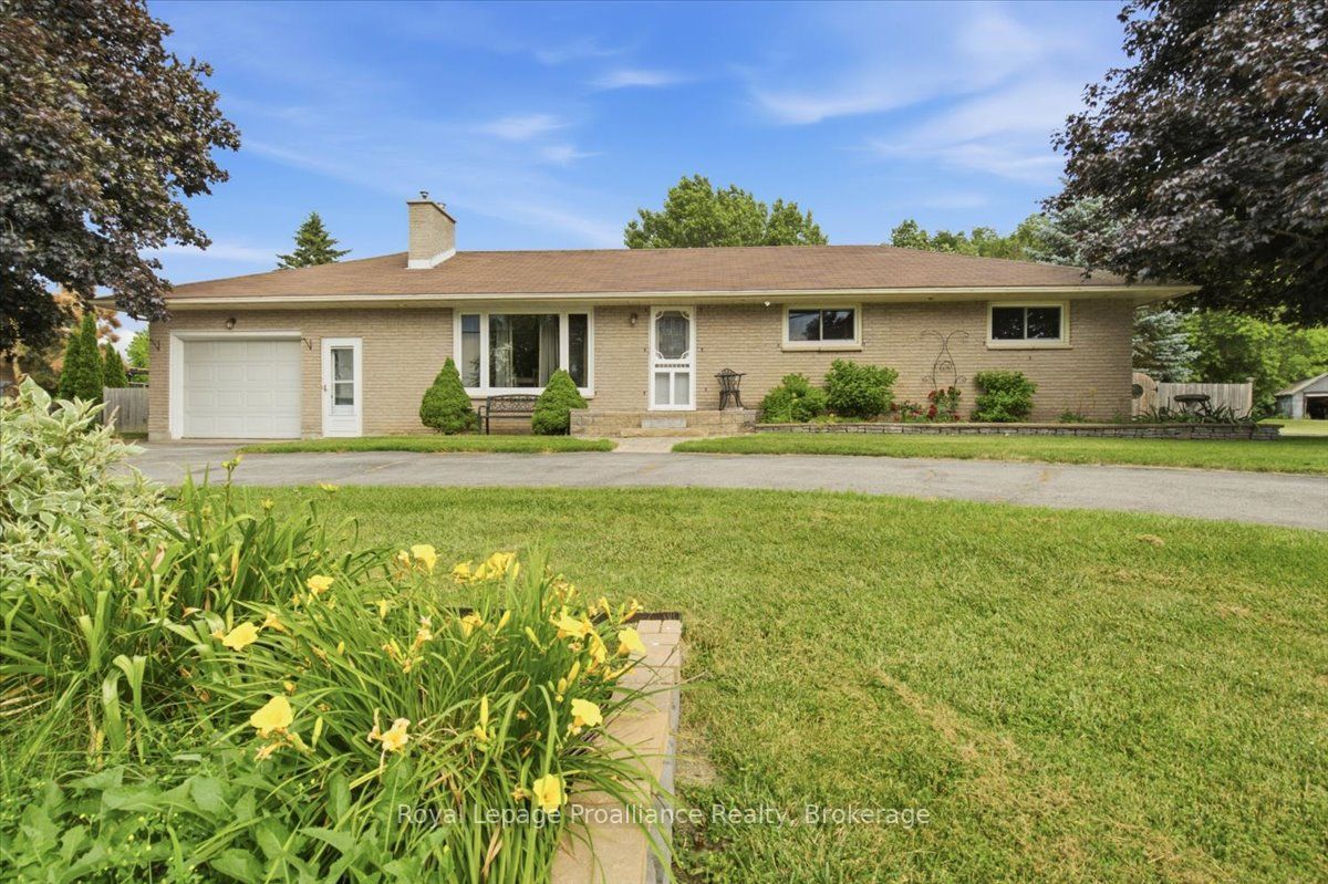 178 Riverside Parkway Property Photo 1