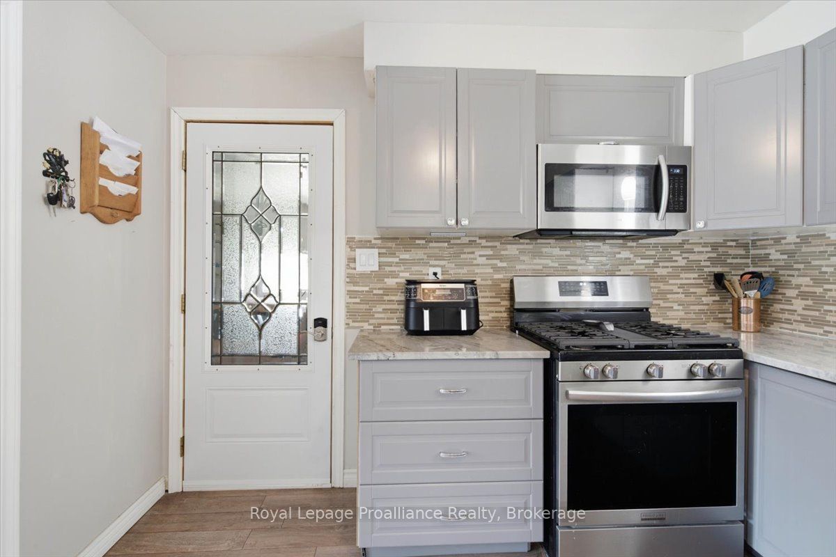 178 Riverside Parkway Property Photo 13