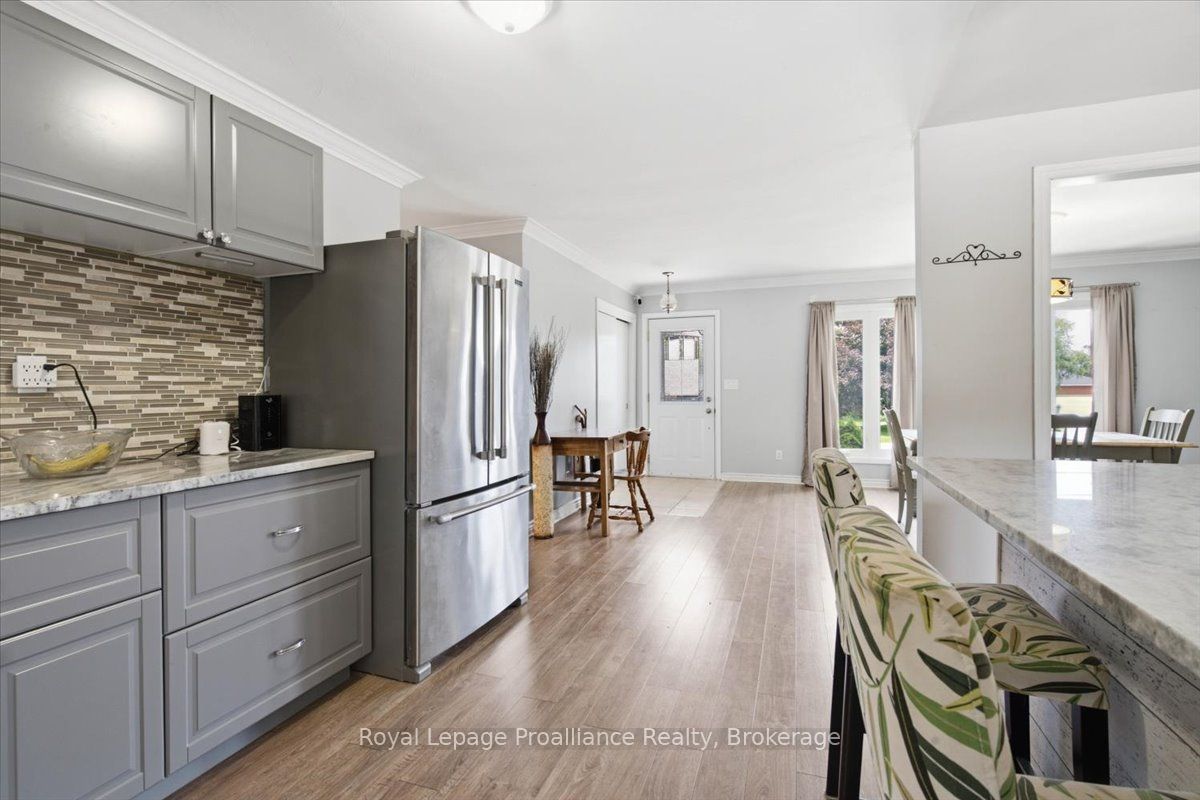 178 Riverside Parkway Property Photo 17