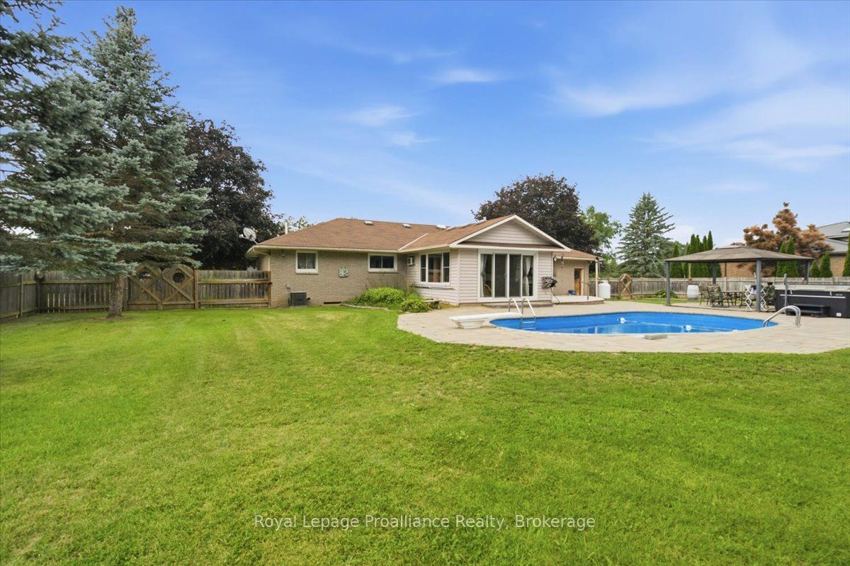 178 Riverside Parkway Property Photo 32