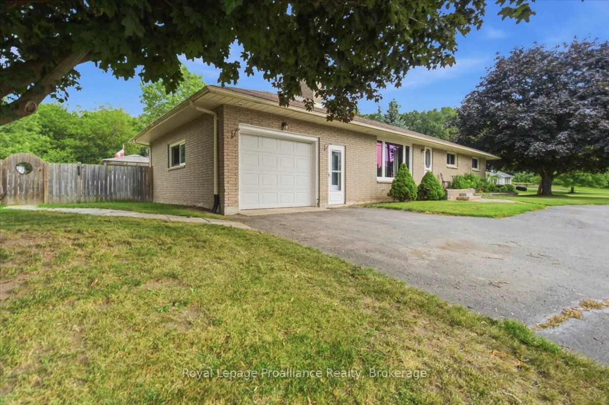 178 Riverside Parkway Property Photo 38