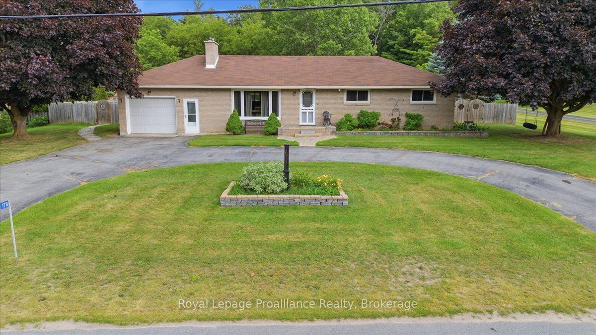 178 Riverside Parkway Property Photo 39