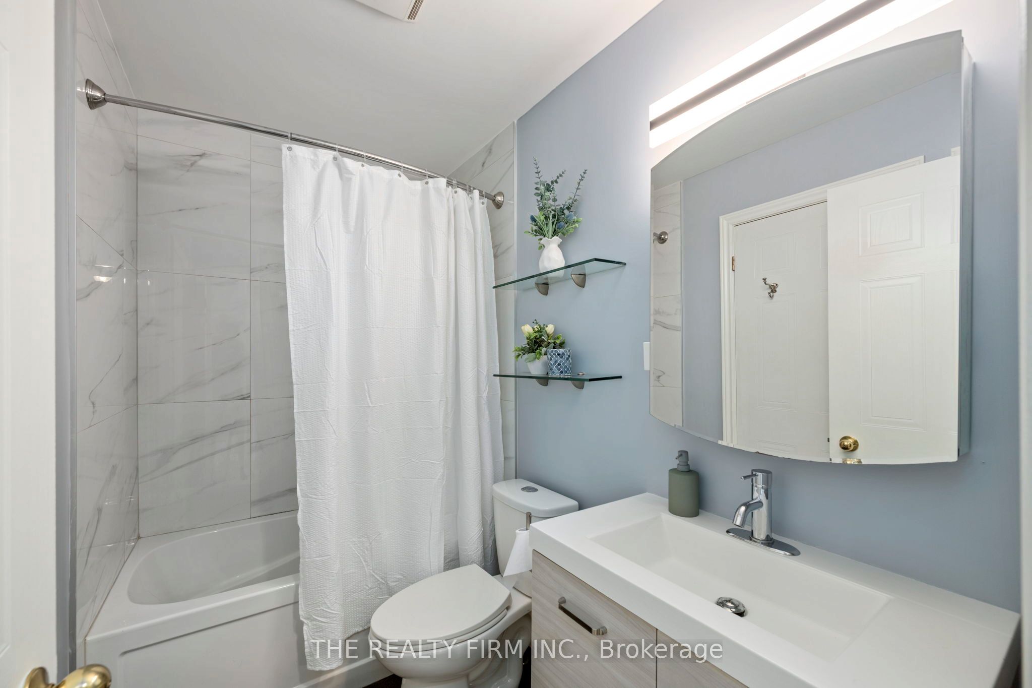 567 Fieldgate Circle Property Photo 11