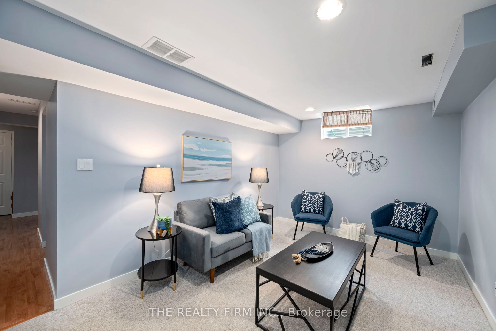 567 Fieldgate Circle Property Photo 12