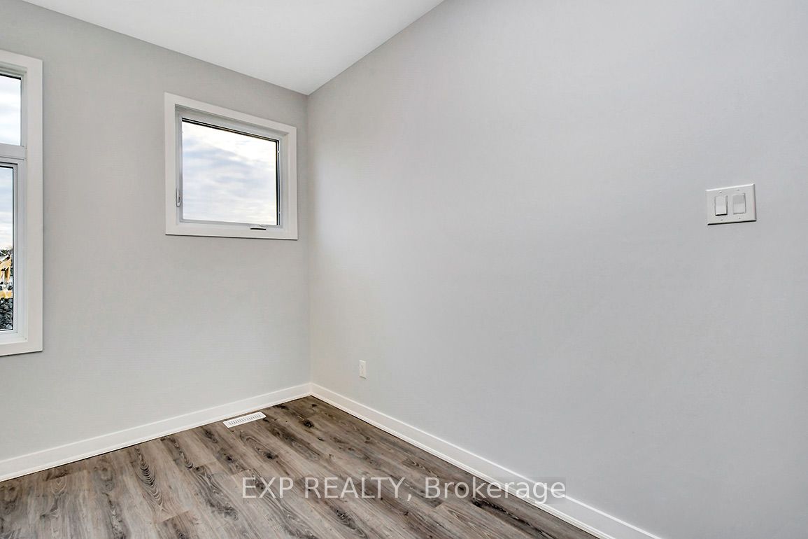 1258 Hemlock Road Property Photo 24