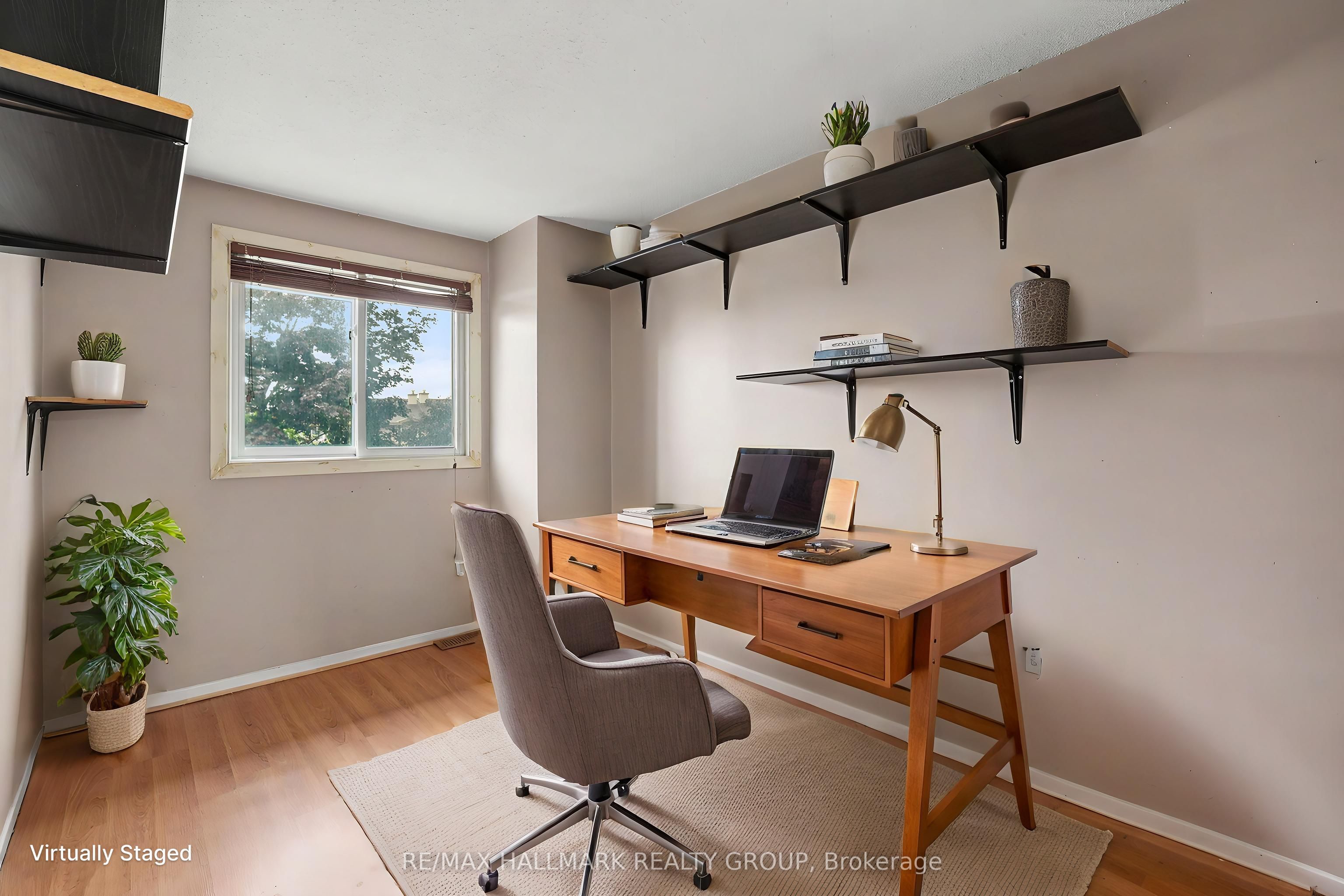 277 Pickford Drive Property Photo 13