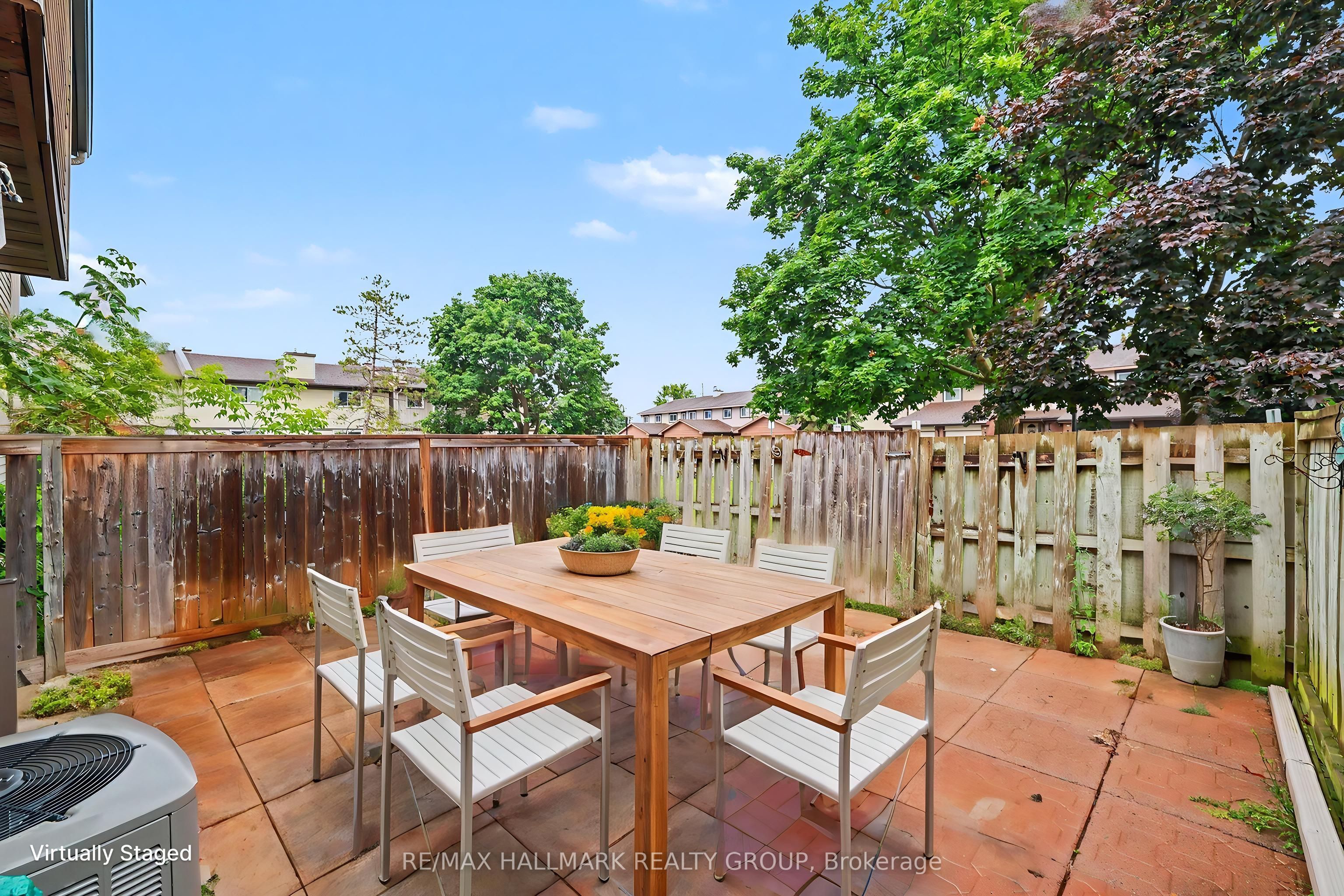 277 Pickford Drive Property Photo 17