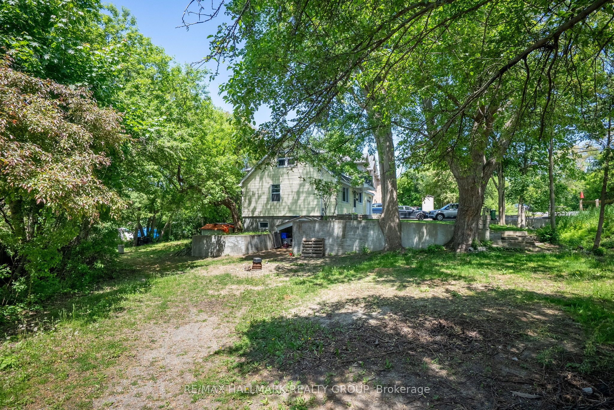 3055 Richmond Road Property Photo 11