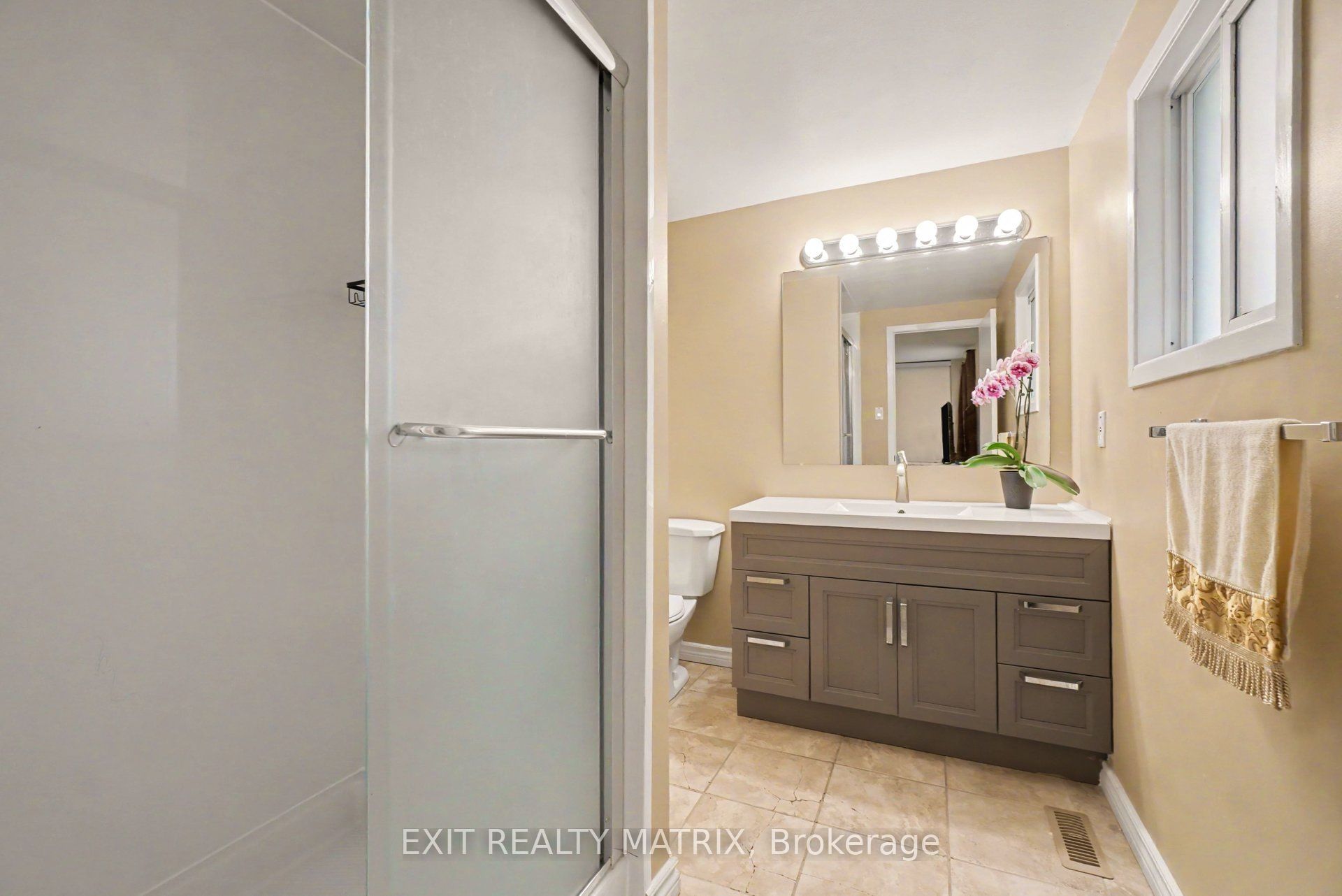 30 Bartley Crescent Property Photo 19