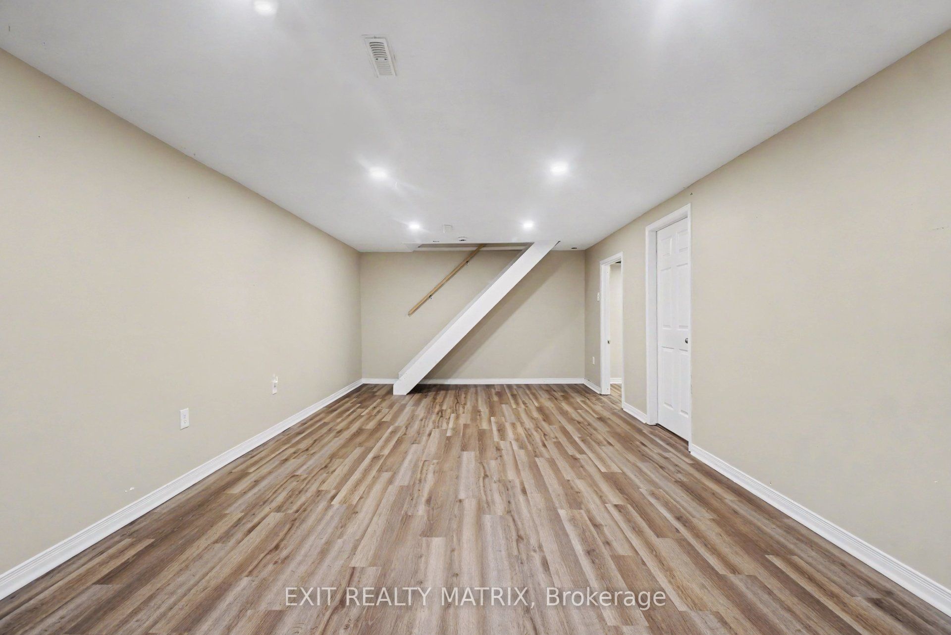 30 Bartley Crescent Property Photo 24