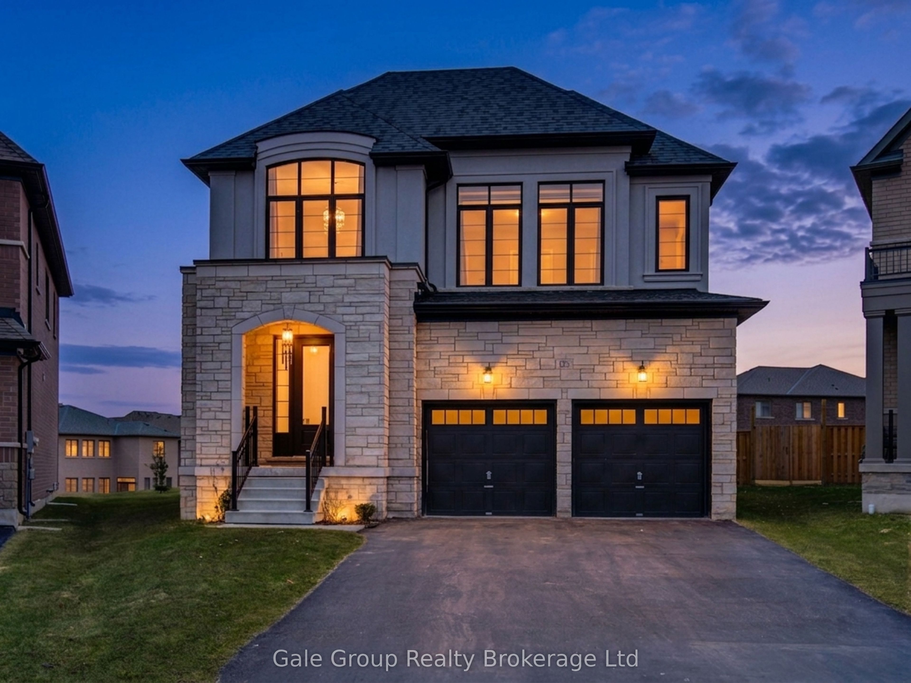 125 Prince Charles Crescent Property Photo 1