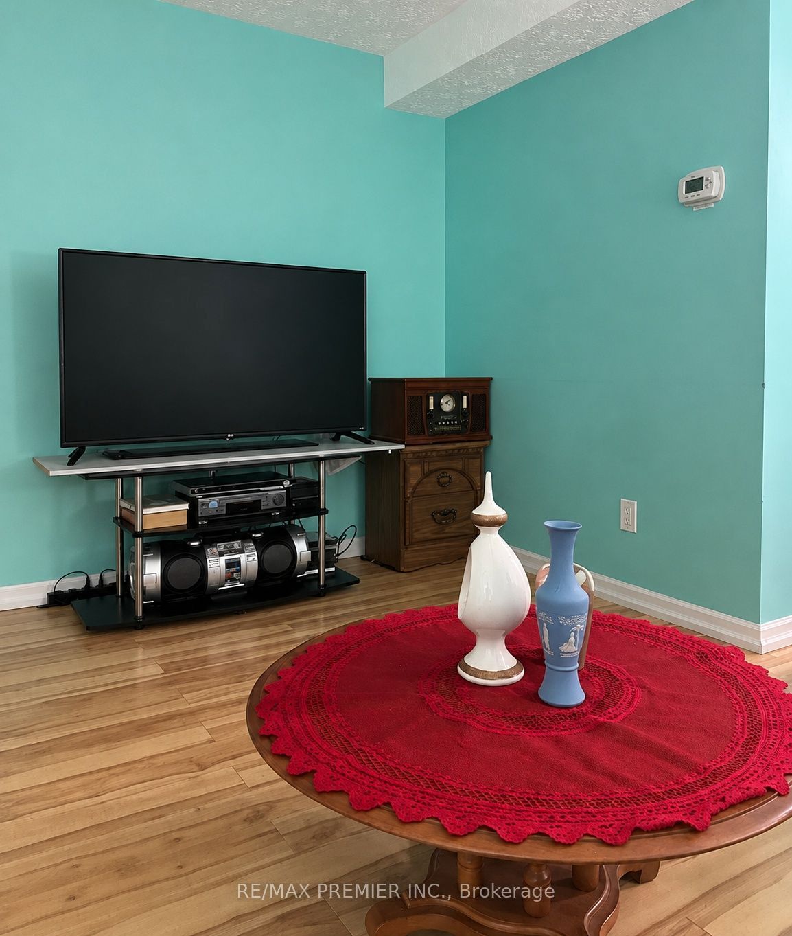 26 Hergott Avenue Property Photo 6
