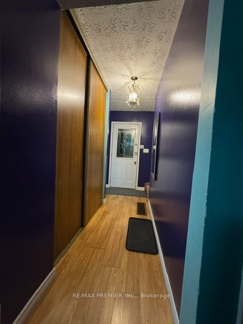 26 Hergott Avenue Property Photo 10