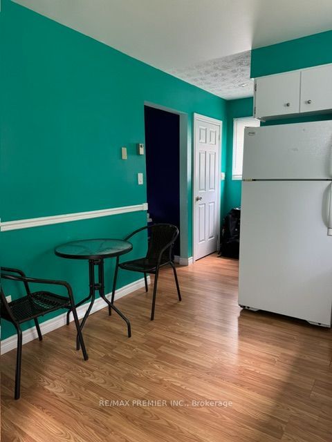 26 Hergott Avenue Property Photo 12