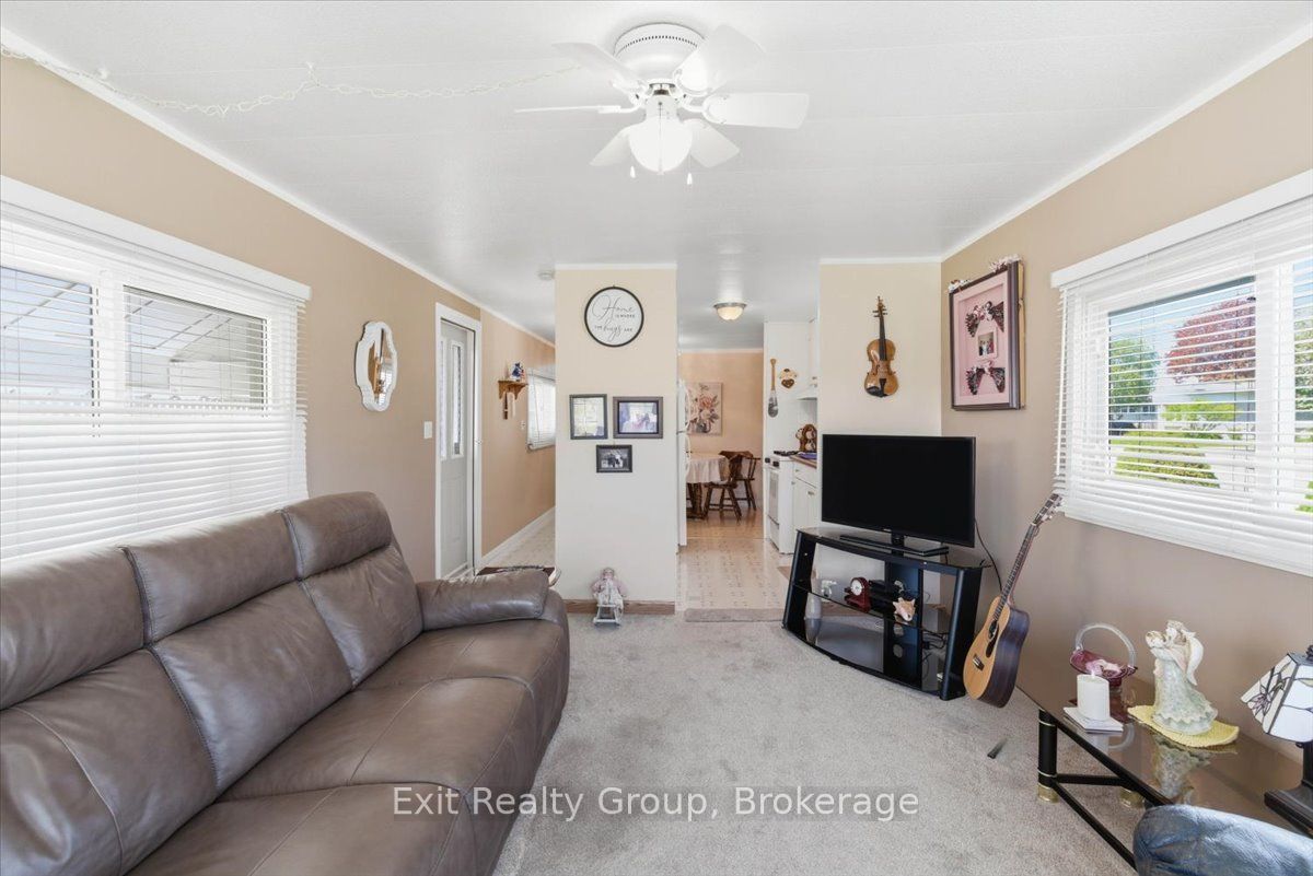 5 Chapel Boulevard Property Photo 5