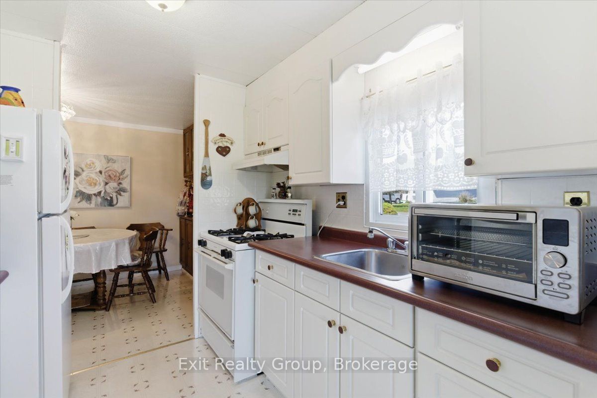 5 Chapel Boulevard Property Photo 7