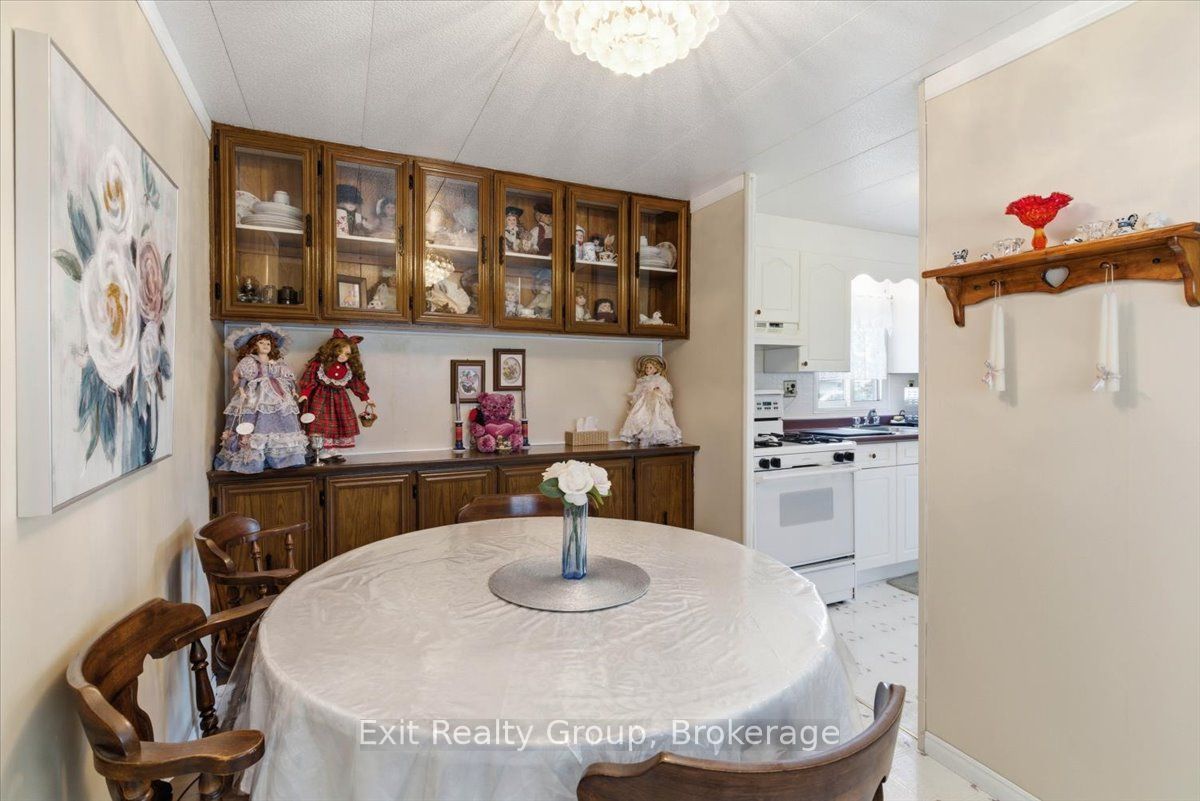5 Chapel Boulevard Property Photo 11