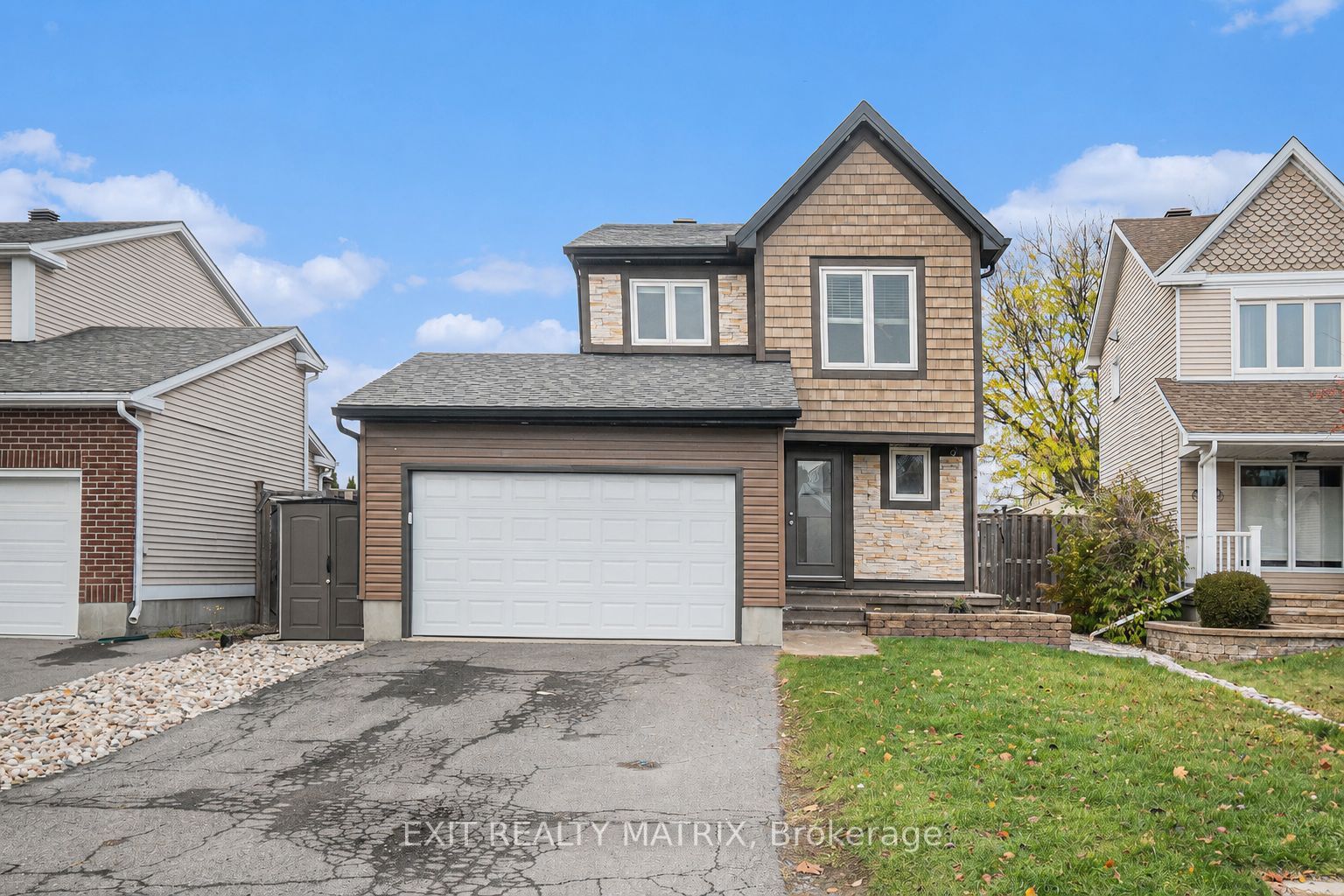 489 Rougemount Crescent Property Photo 1